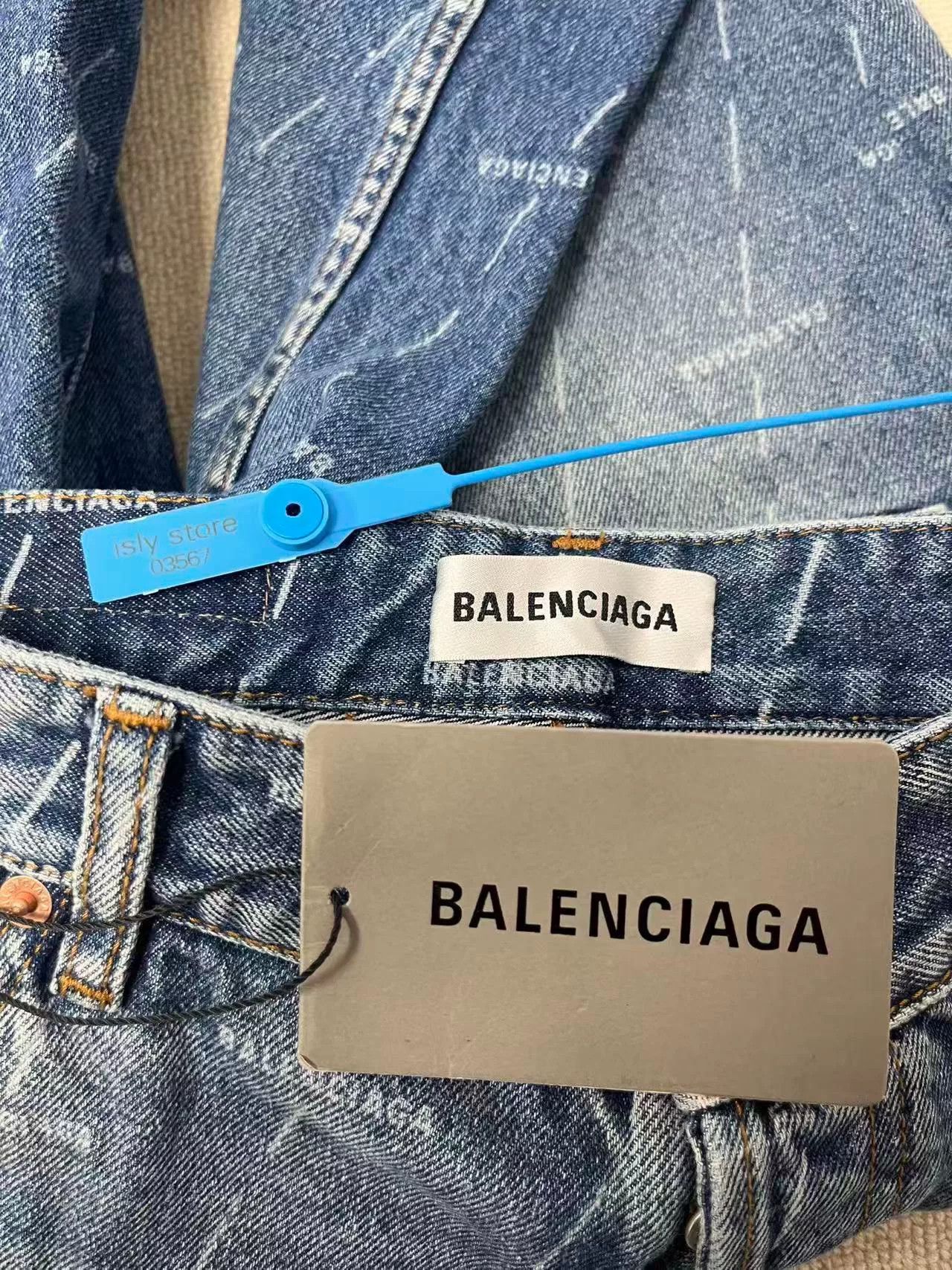 Balenciaga Balenciaga Women's High-Waist Logo Cropped Jeans Size 26" / US 2 / IT 38 - 4 Thumbnail