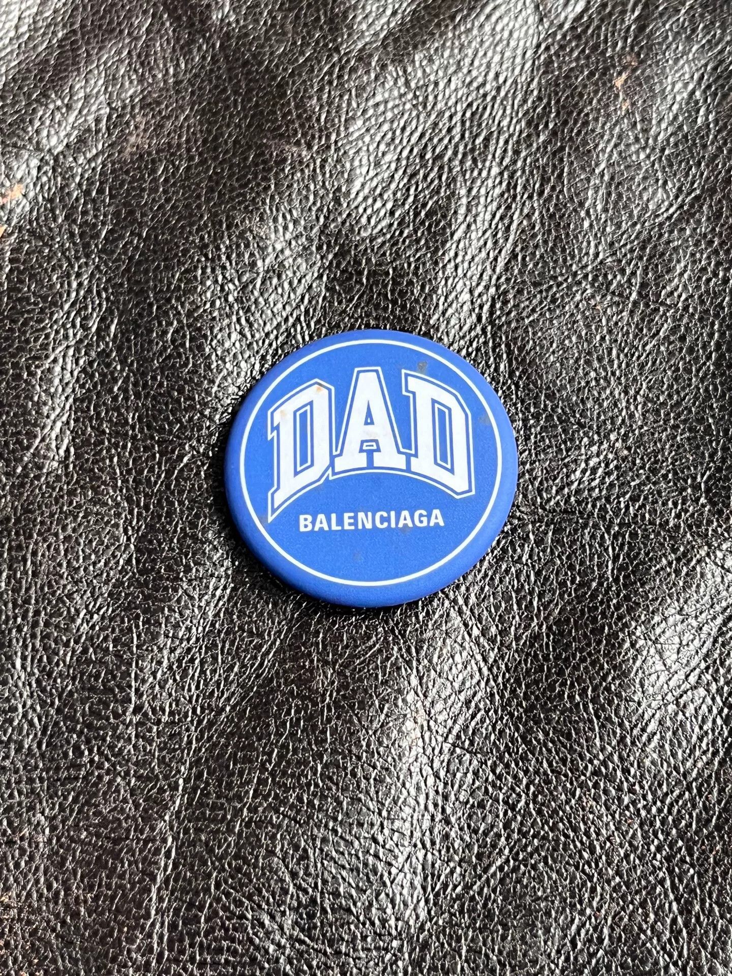 Balenciaga Balenciaga DAD Letter Badge Size ONE SIZE - 3 Thumbnail
