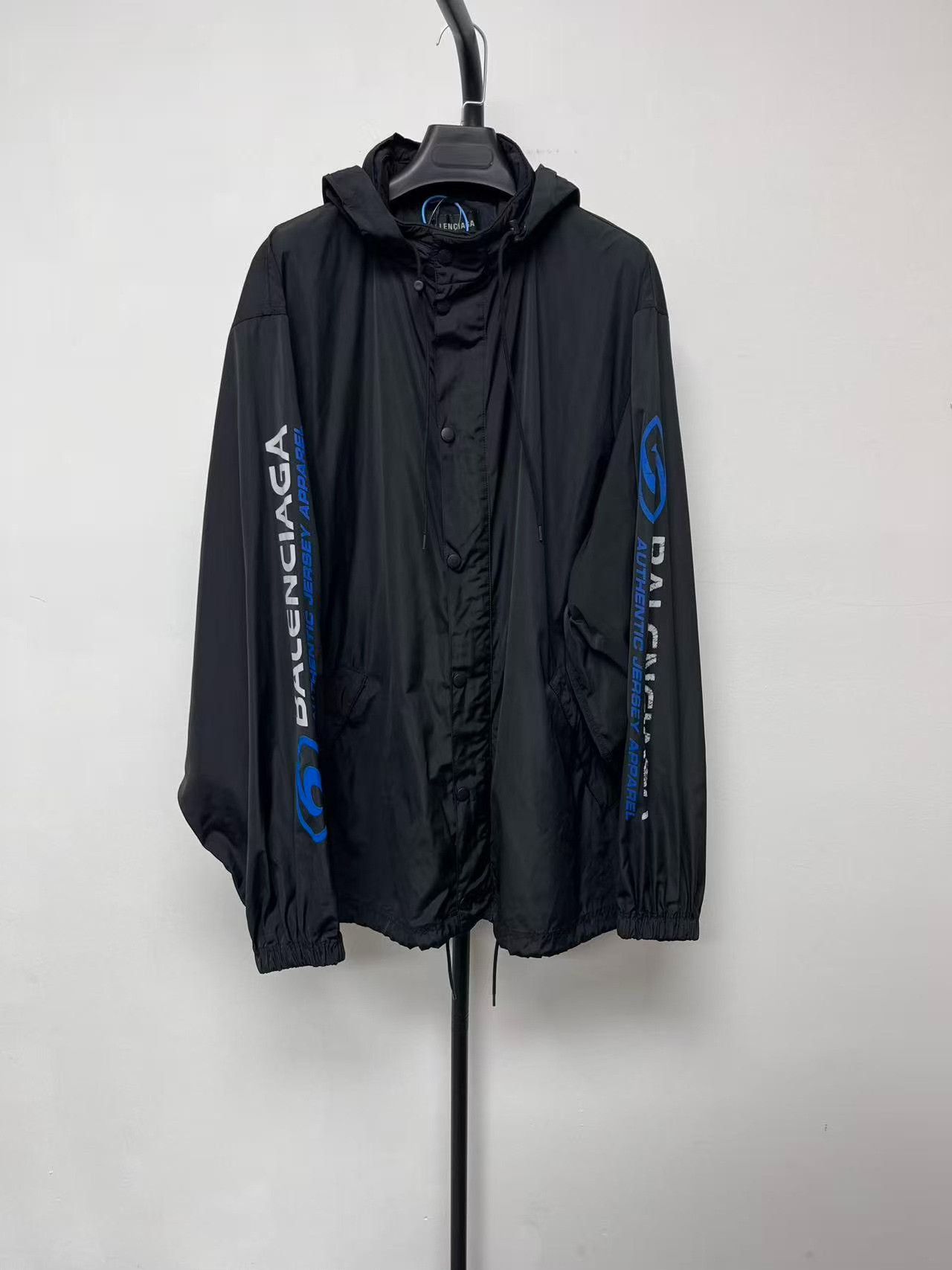 Balenciaga Balenciaga Logo Print Men's Jacket Size US XXS / EU 40 - 2 Thumbnail