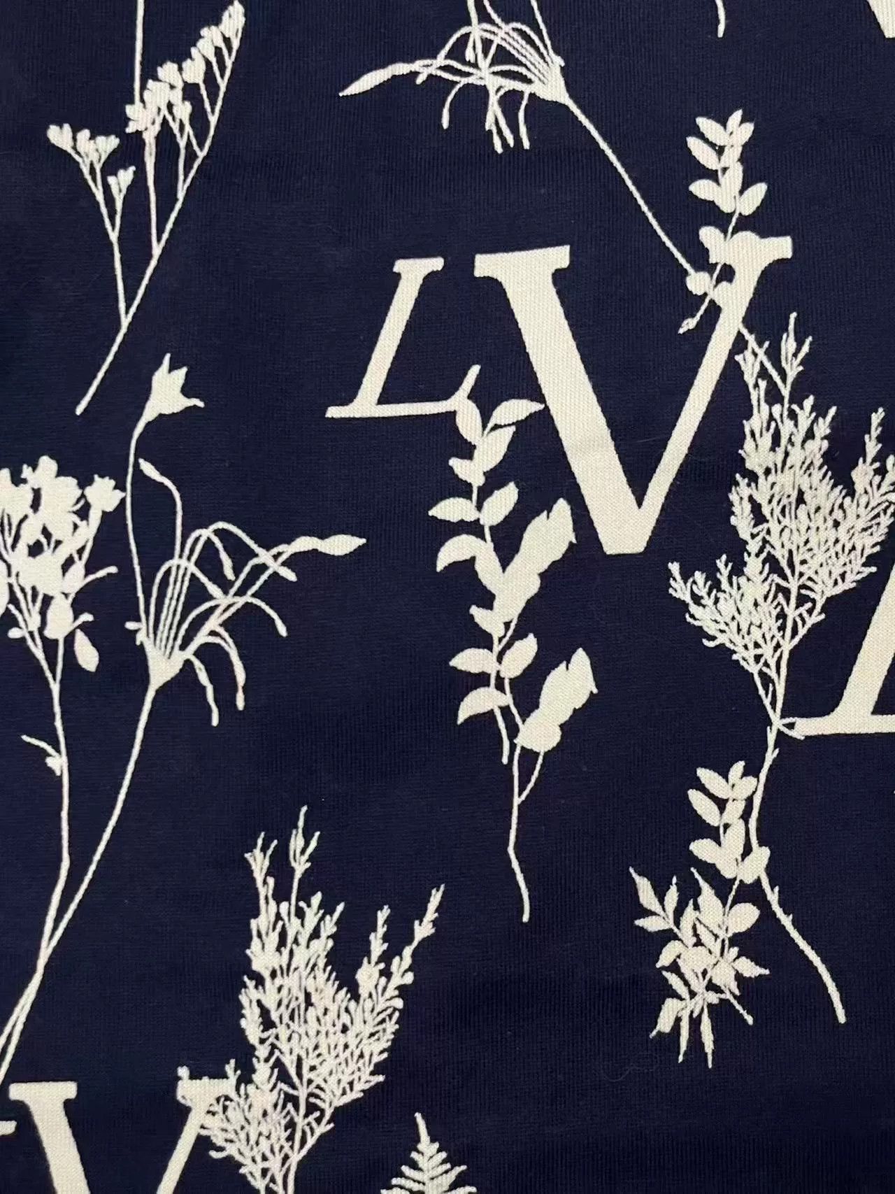 Louis Vuitton Louis Vuitton Letter Print Short-Sleeve T-Shirt Size US XS / EU 42 / 0 - 3 Thumbnail