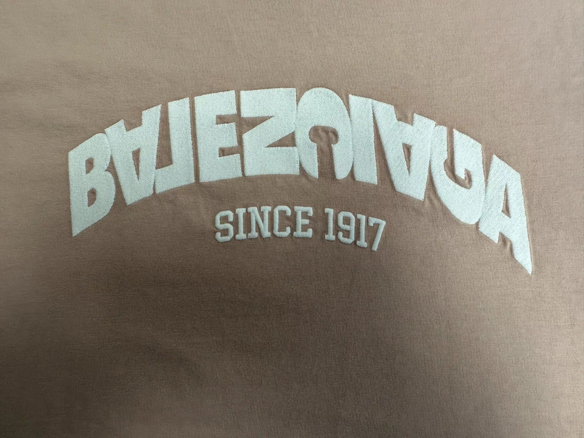 Balenciaga Balenciaga Printed Crew Neck Short Sleeve T-Shirt Size XS / US 0-2 / IT 36-38 - 3 Thumbnail