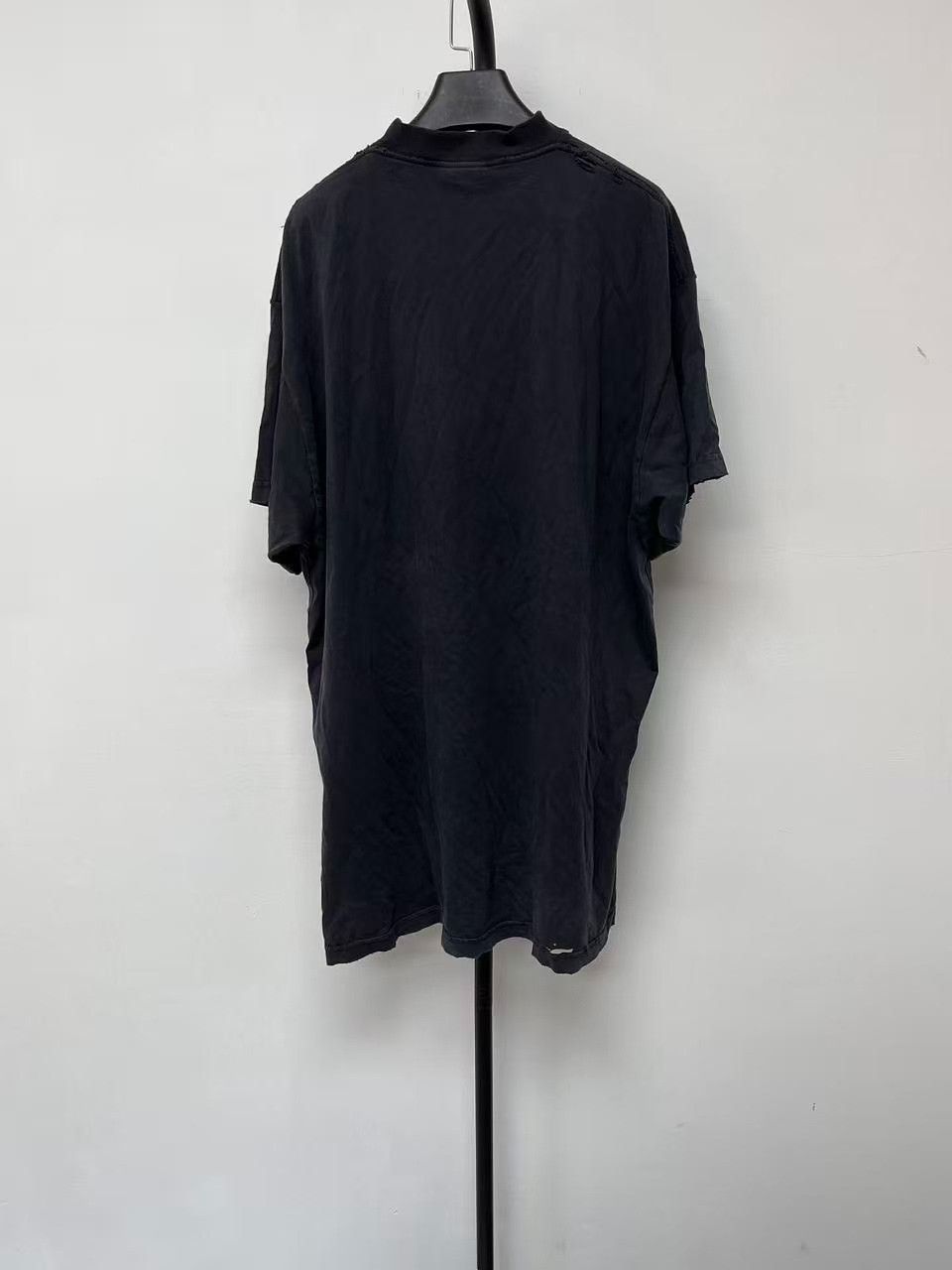 Balenciaga Balenciaga Oversized Crew Neck T-Shirt Size US S / EU 44-46 / 1 - 2 Thumbnail