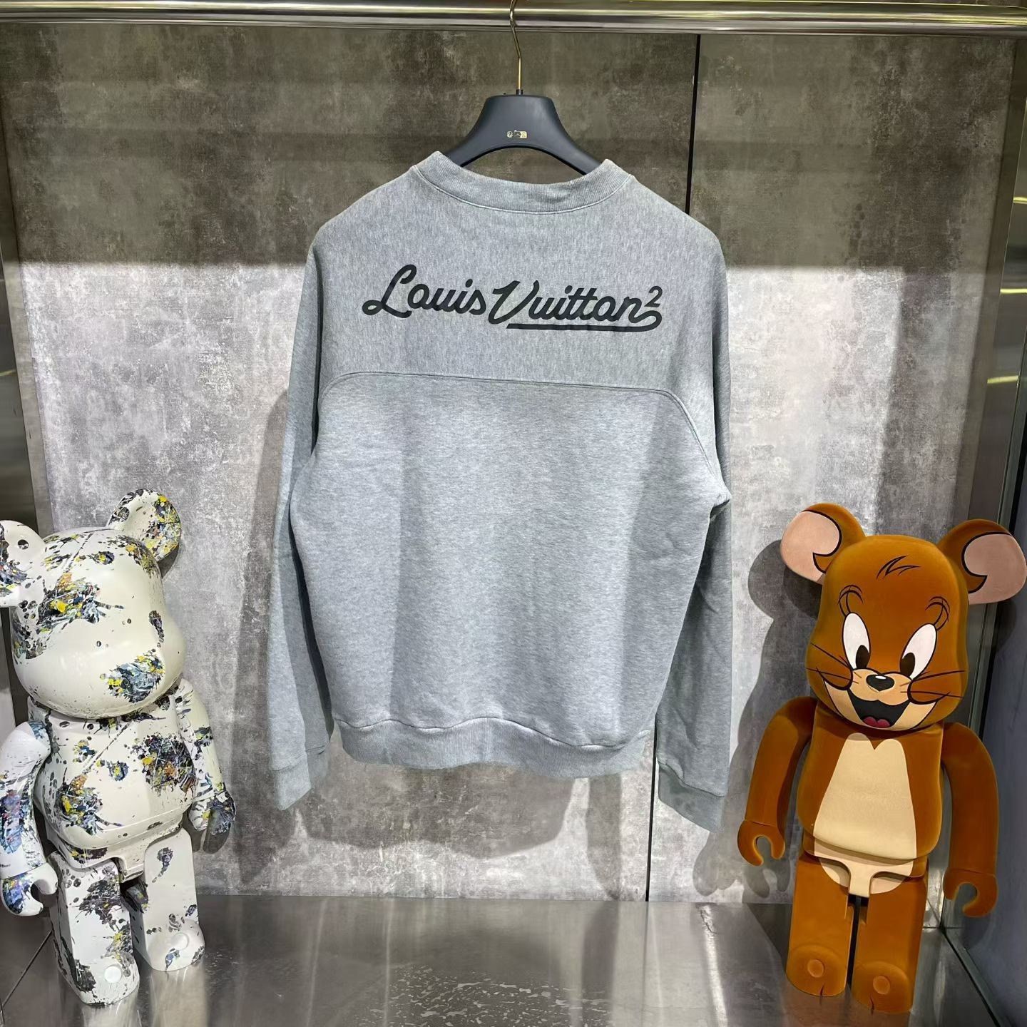 Louis Vuitton Louis Vuitton x NIGO Heart Logo Sweatshirt Gray Size US L / EU 52-54 / 3 - 2 Thumbnail