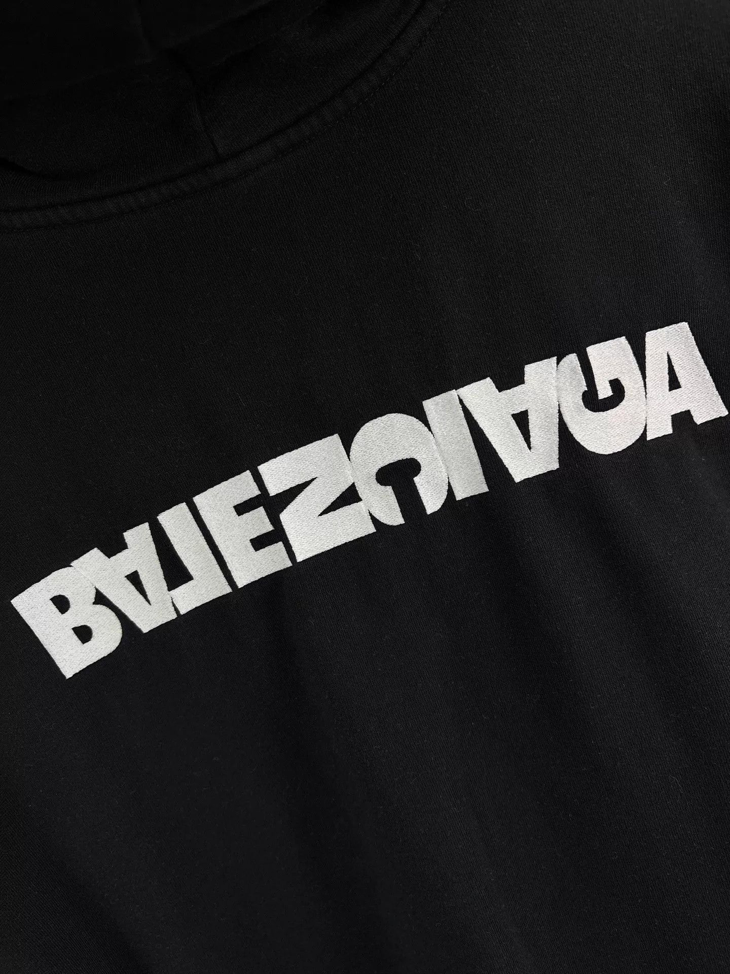 Balenciaga Balenciaga Inverted Logo Zip Hoodie Size 2 Size US M / EU 48-50 / 2 - 4 Thumbnail