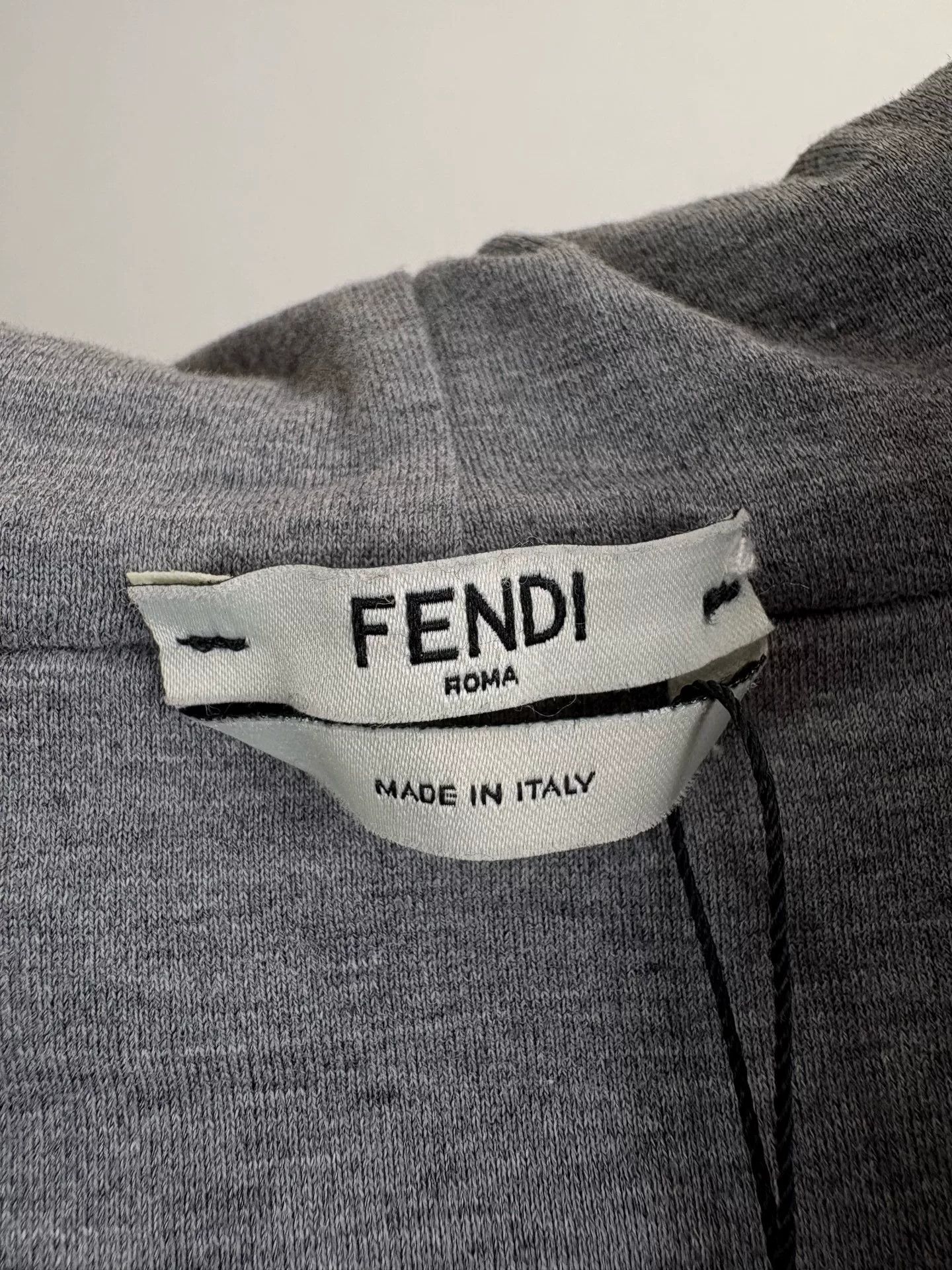 Fendi Fendi Sequin Logo Zip Hoodie XS Size XS / US 0-2 / IT 36-38 - 5 Thumbnail