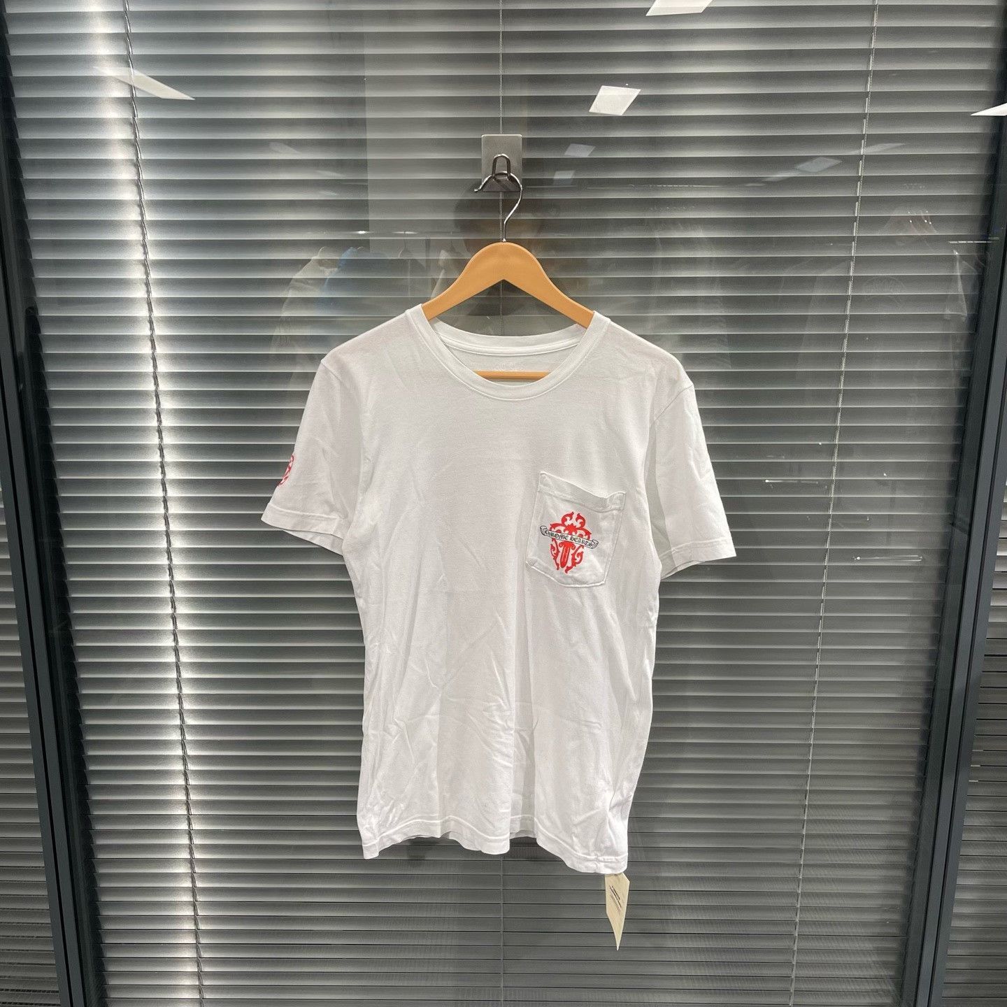 Chrome Hearts Chrome Hearts Red Vine Dagger Pocket T-Shirt Size S Size US S / EU 44-46 / 1 - 2 Thumbnail