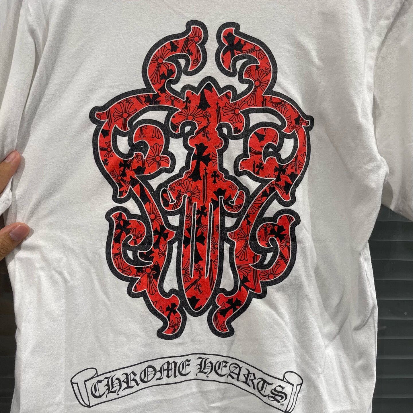 Chrome Hearts Chrome Hearts Red Vine Dagger Pocket T-Shirt Size S Size US S / EU 44-46 / 1 - 7 Thumbnail