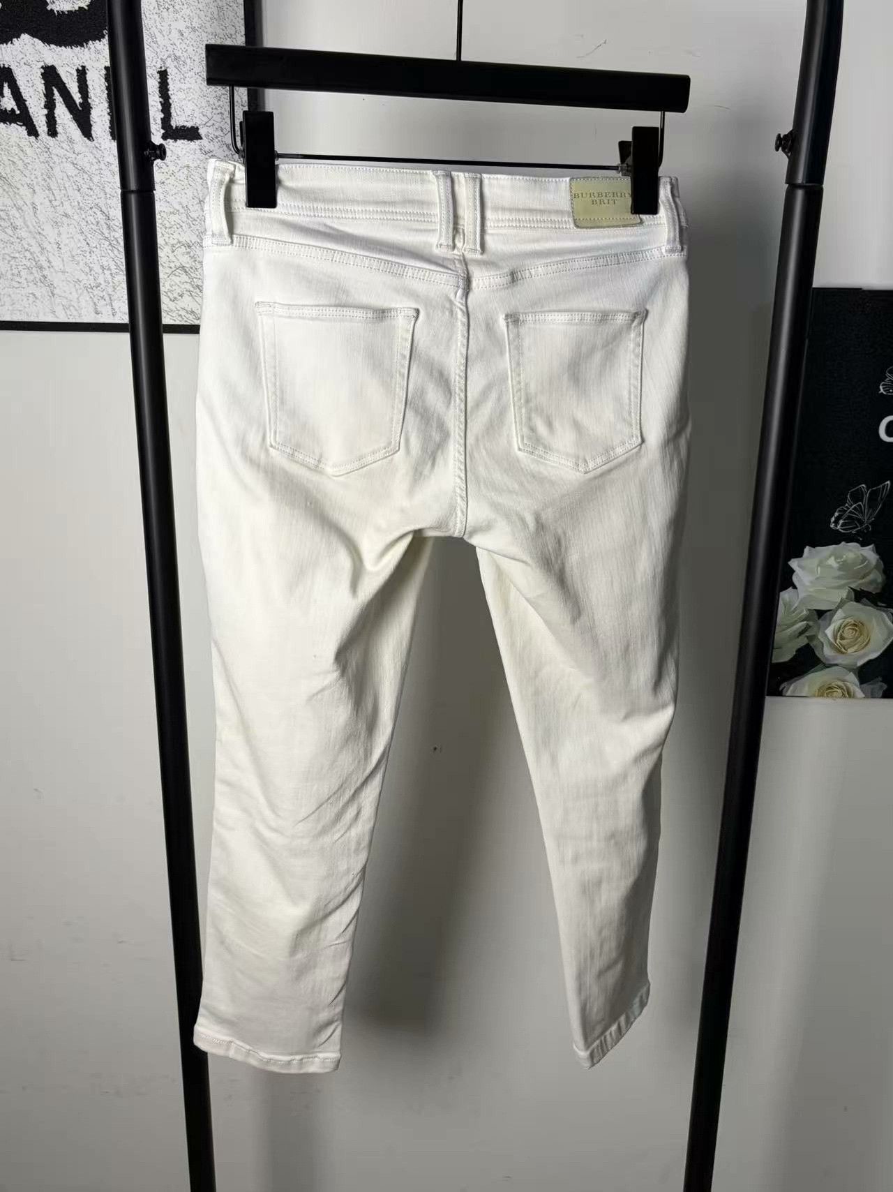 Burberry Burberry Denim White Denim Jeans 30 Men Size US 30 / EU 46 - 2 Thumbnail