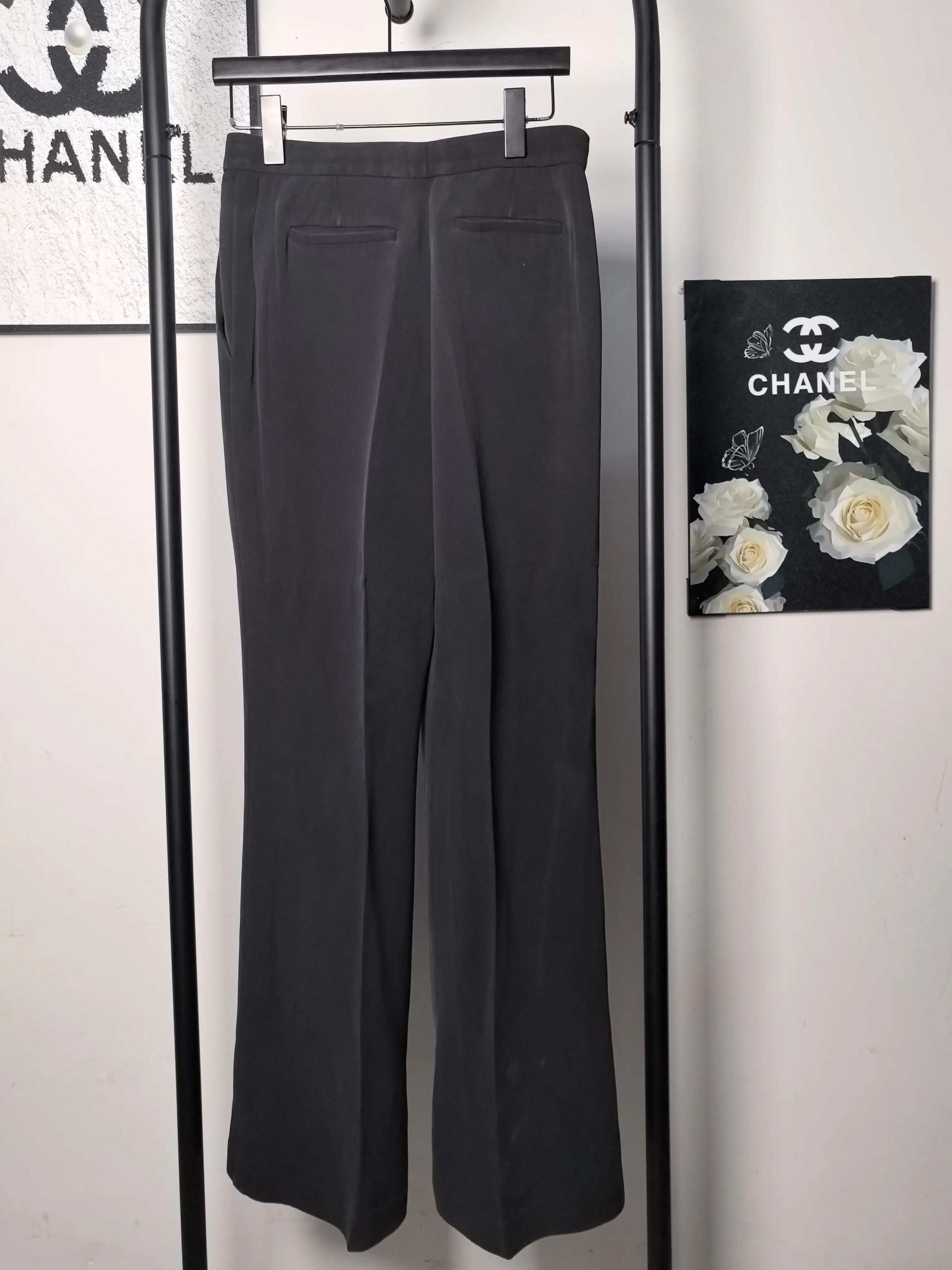 Versace Versace White Casual Pants 30 Men Size US 30 / EU 46 - 2 Thumbnail