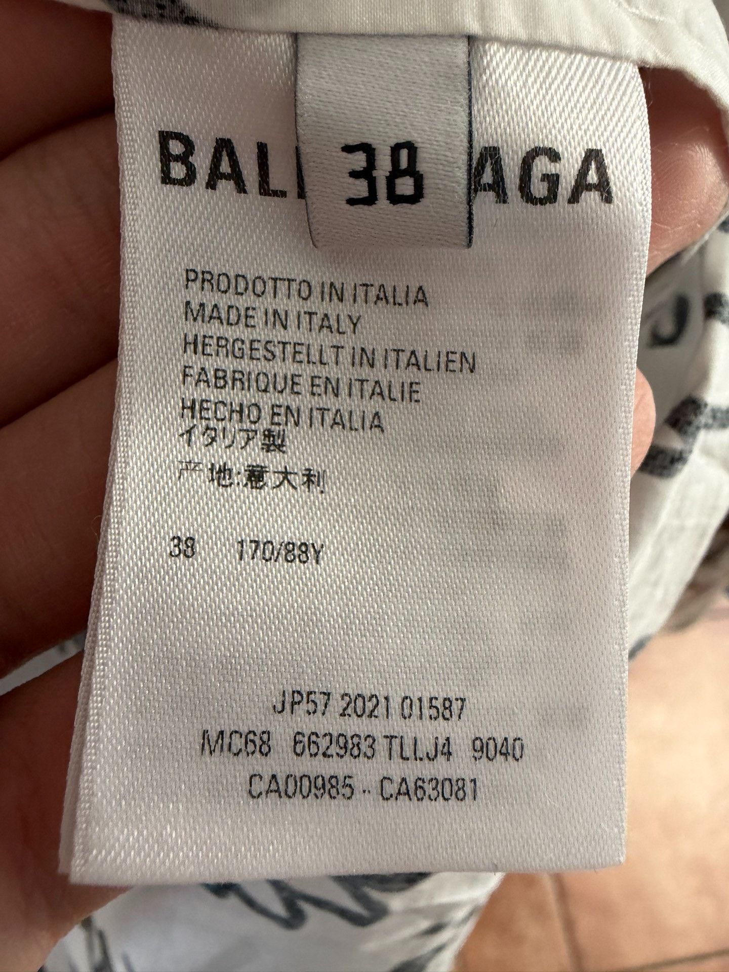 Balenciaga Balenciaga All-Over Logo Script Shirt Size 38 Size US S / EU 44-46 / 1 - 3 Thumbnail