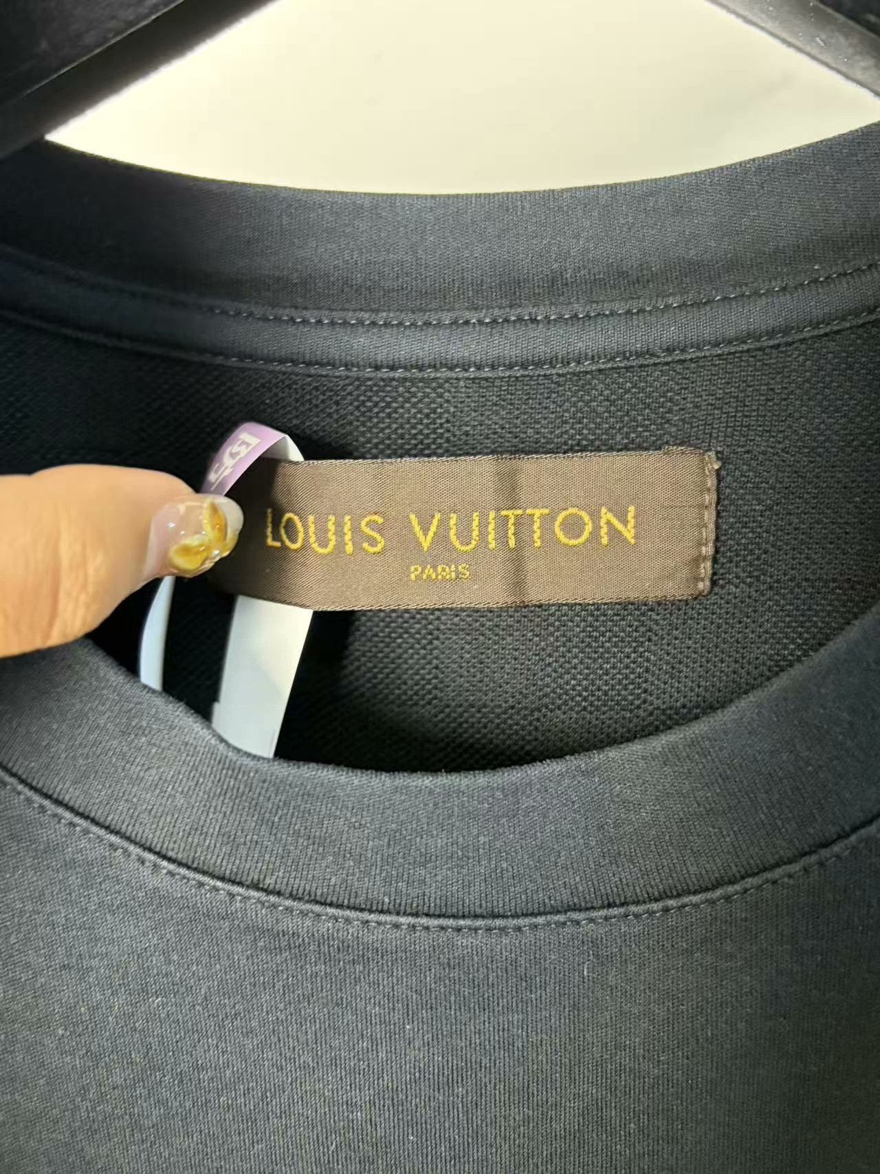 Louis Vuitton Louis Vuitton Retro White T-Shirt m Men Size US M / EU 48-50 / 2 - 3 Thumbnail