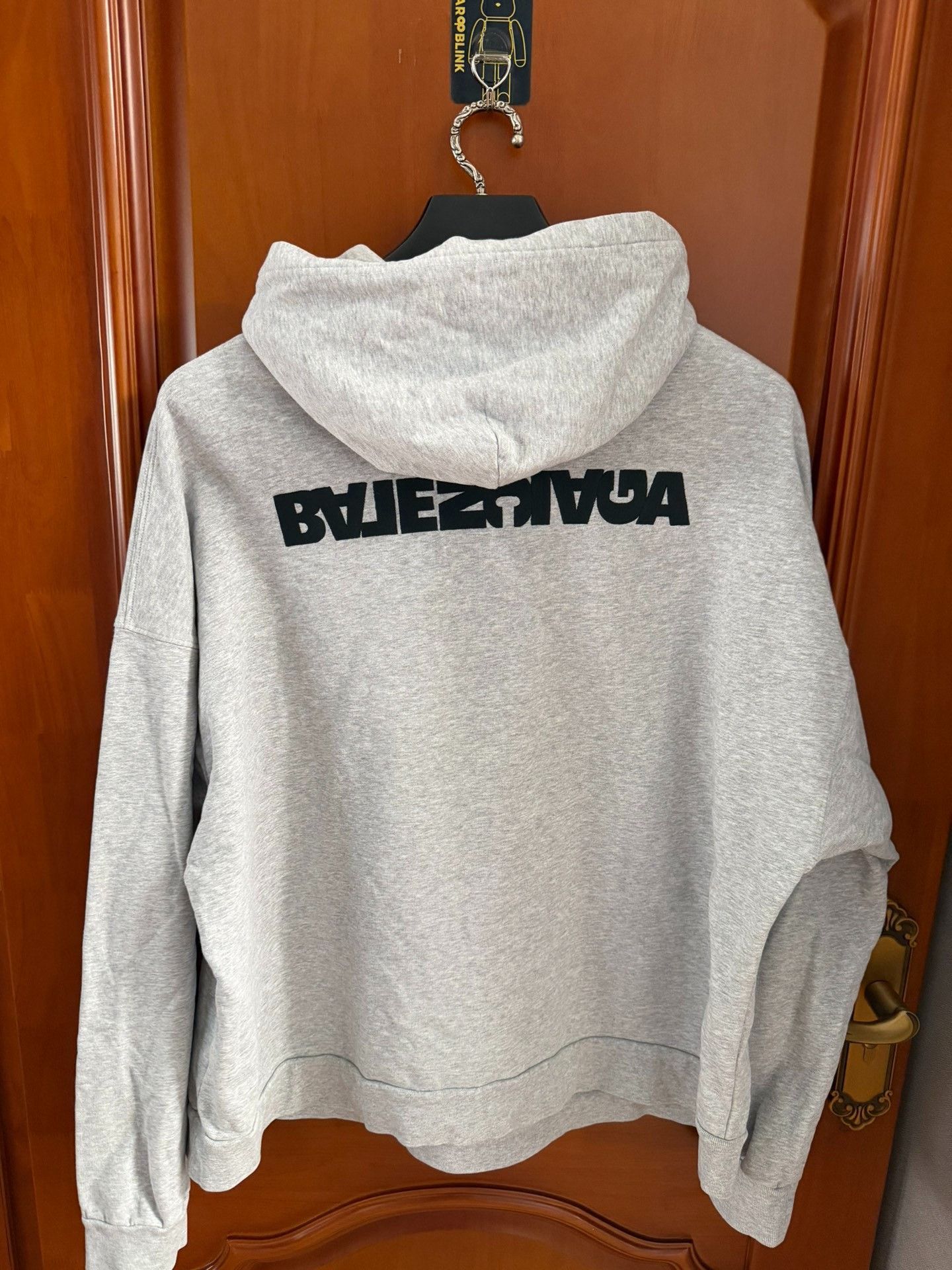 Balenciaga Balenciaga Reverse Logo Hoodie Size 1 Size US S / EU 44-46 / 1 - 2 Thumbnail
