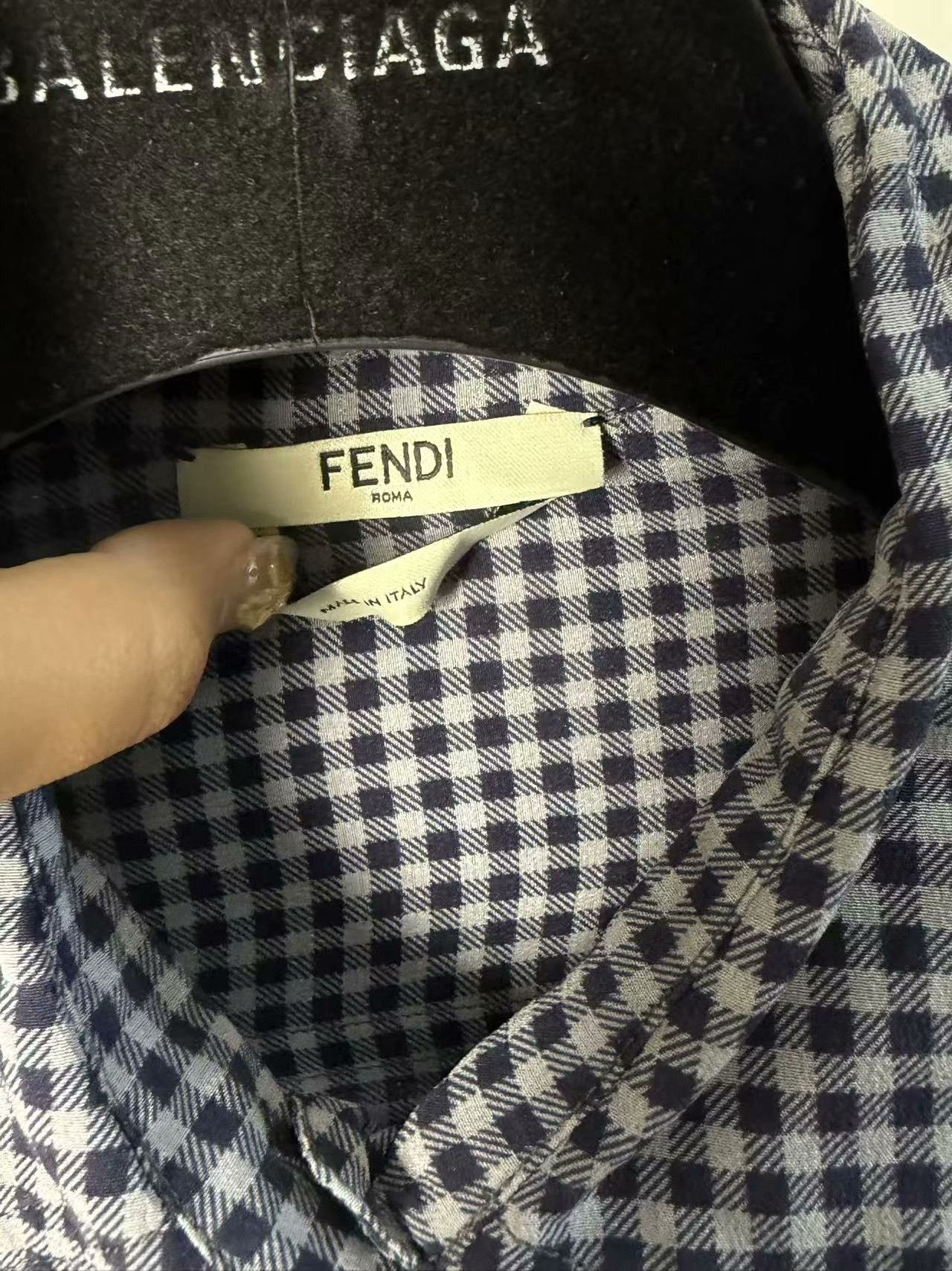 Fendi Fendi White Shirt l Men Size US L / EU 52-54 / 3 - 3 Thumbnail