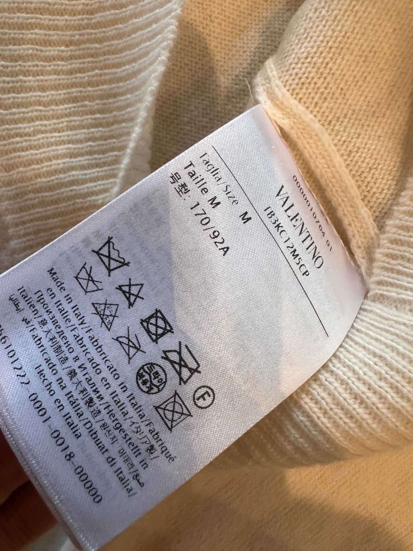 Valentino Valentino Star Embroidered Sweater M Size M / US 6-8 / IT 42-44 - 4 Thumbnail