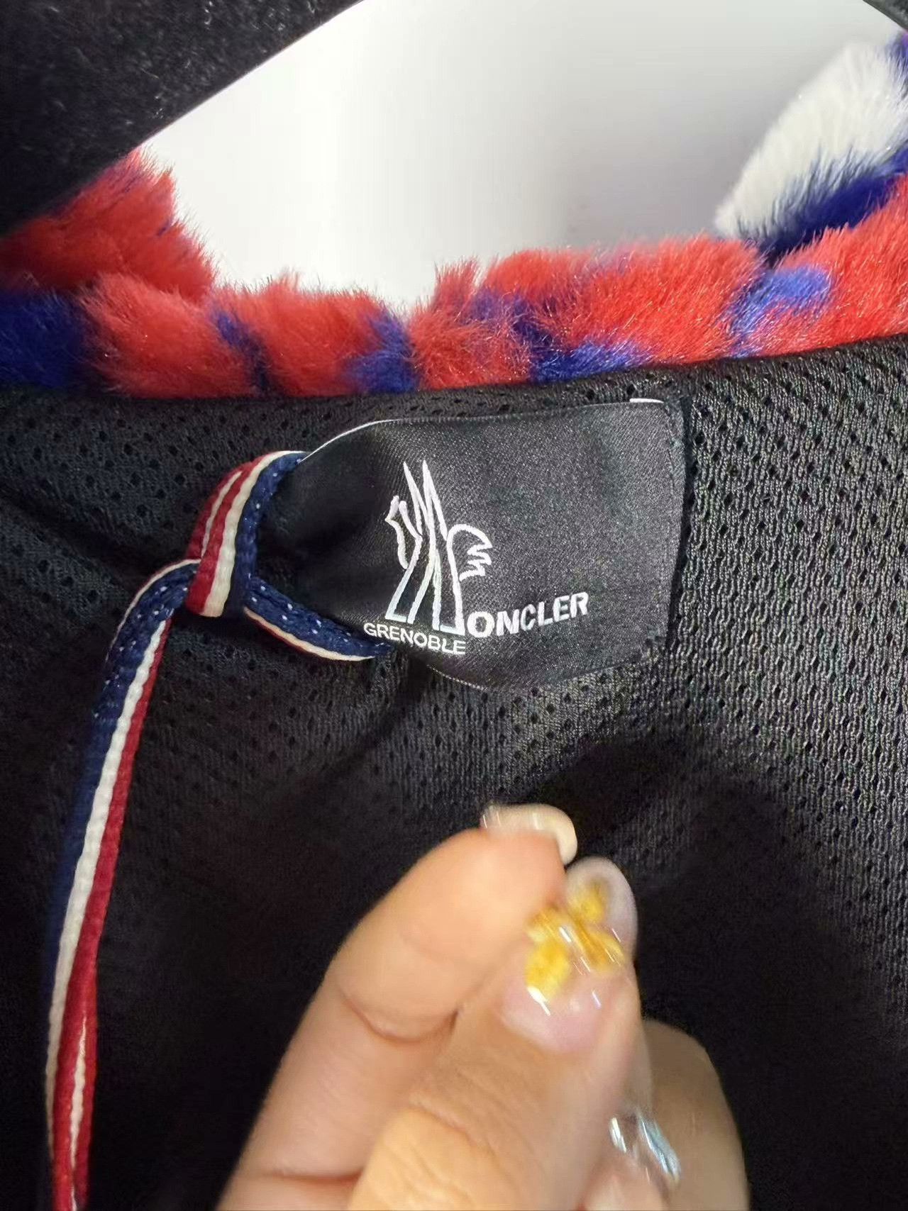 Moncler Moncler Retro Fleece White Light Jacket m Men Size US M / EU 48-50 / 2 - 5 Thumbnail