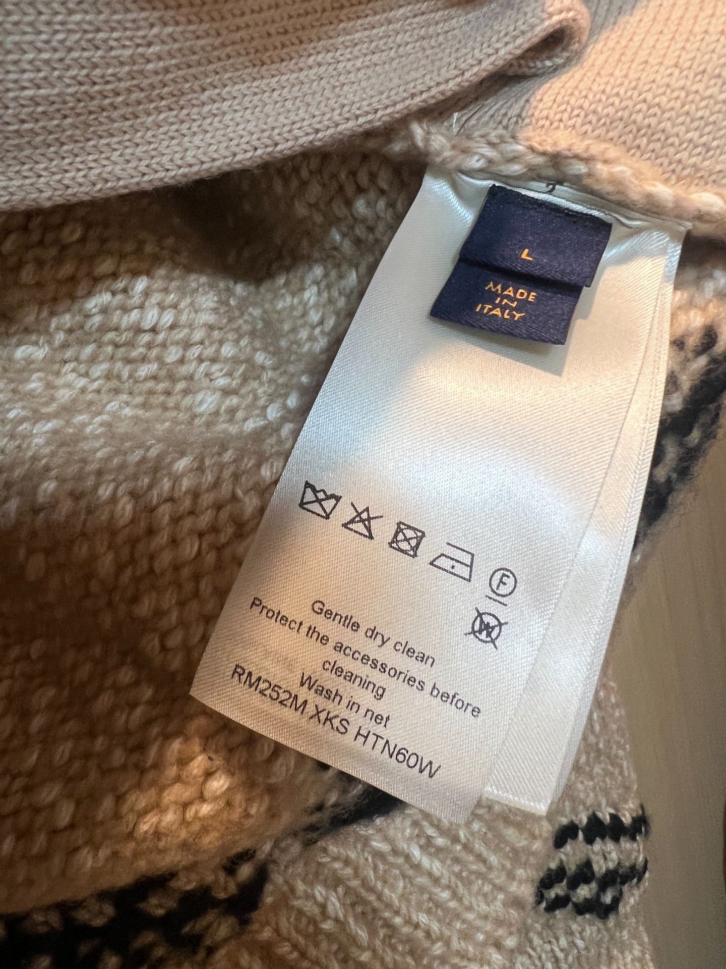 Louis Vuitton Louis Vuitton x Nigo Lobster Knit Cardigan Size L Size US L / EU 52-54 / 3 - 4 Thumbnail