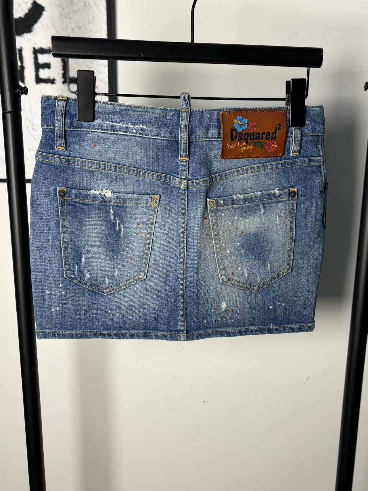 Dsquared2 Dsquared2 Denim White Skirt 30 Women Size 30" / US 8 / IT 44 - 2 Thumbnail