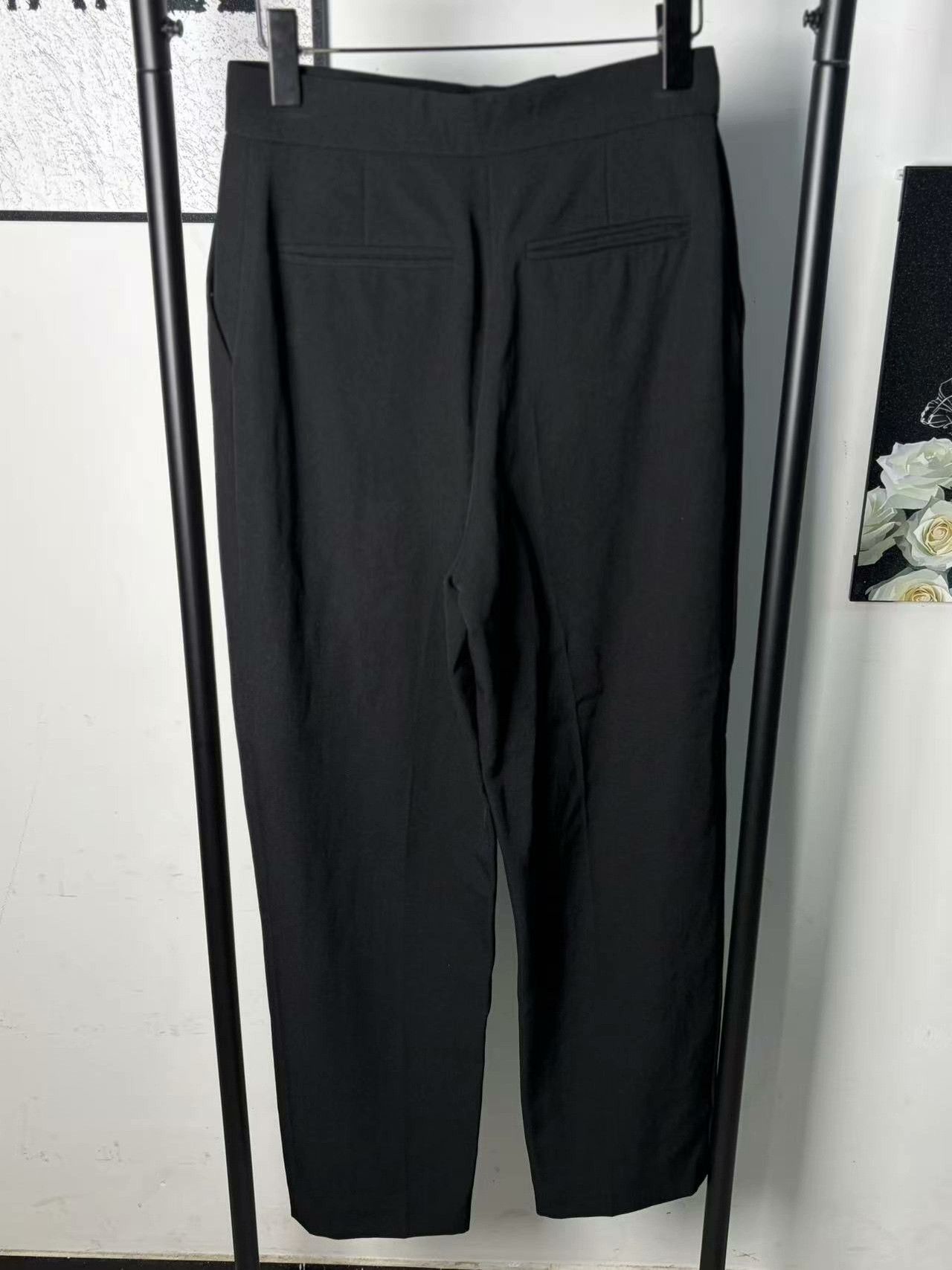 Fendi Fendi Retro Embroidered White Casual Pants 32 Men Size US 32 / EU 48 - 2 Thumbnail