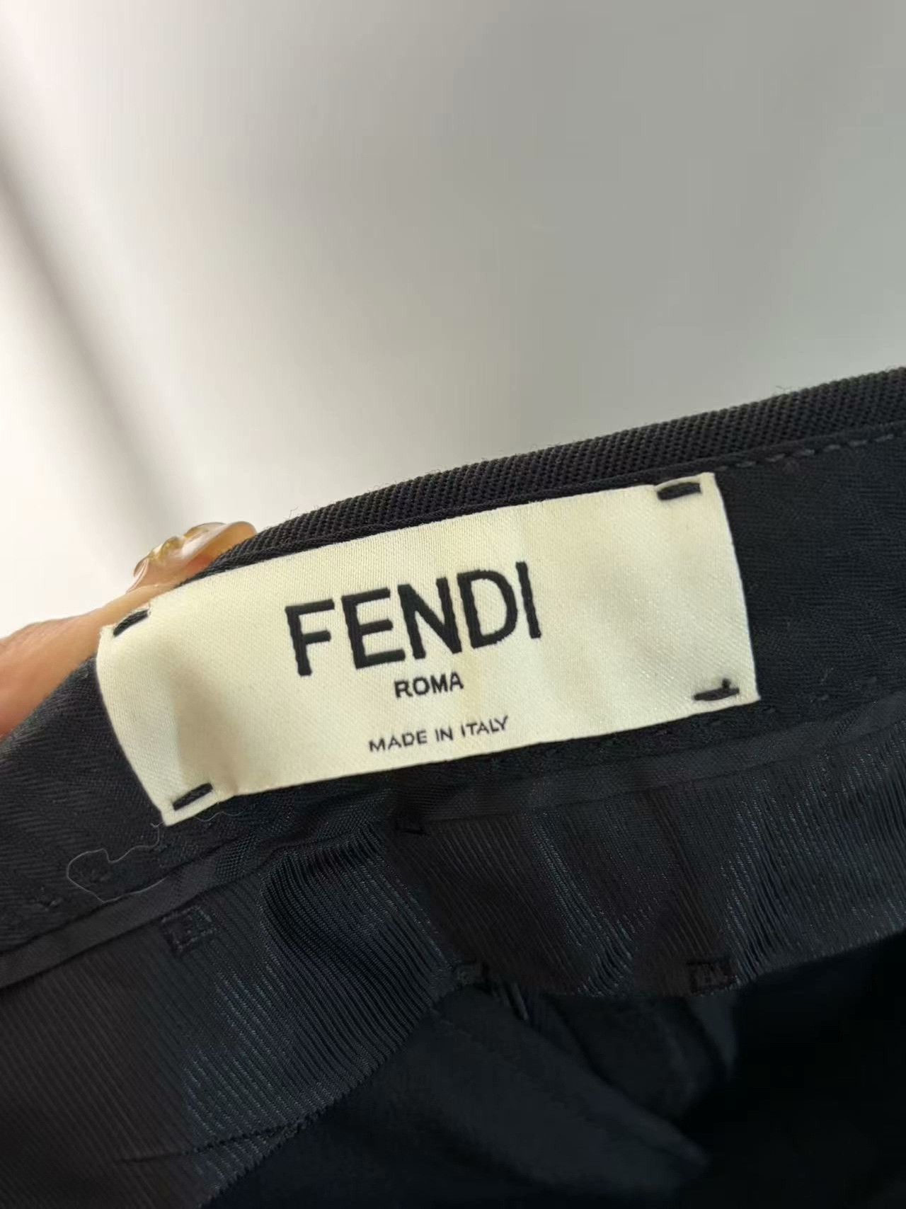Fendi Fendi Retro Embroidered White Casual Pants 32 Men Size US 32 / EU 48 - 4 Thumbnail
