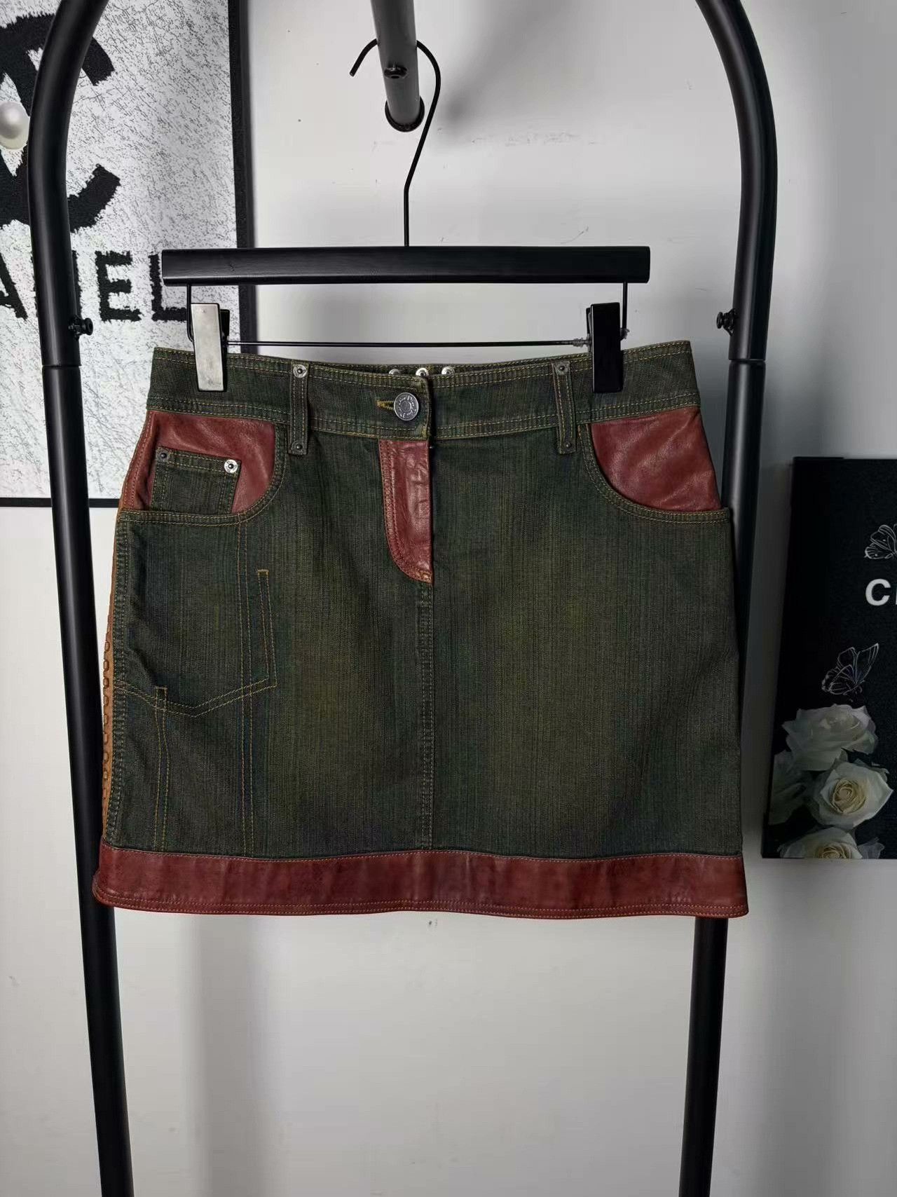 Dior Dior Denim White Skirt 28 Women Size 28" / US 6 / IT 42 - 2 Thumbnail