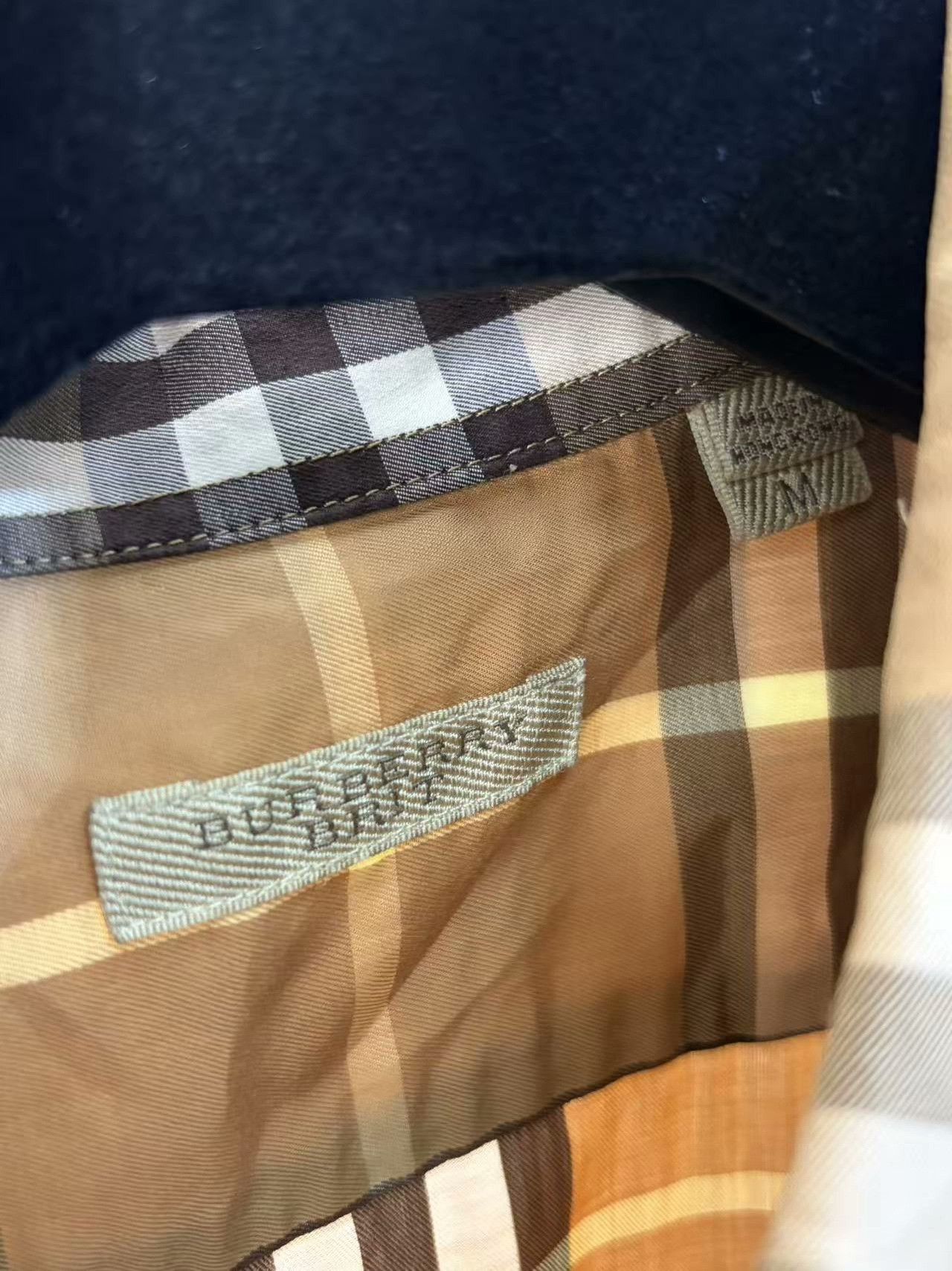 Burberry Burberry Plaid White Shirt m Men Size US M / EU 48-50 / 2 - 3 Thumbnail
