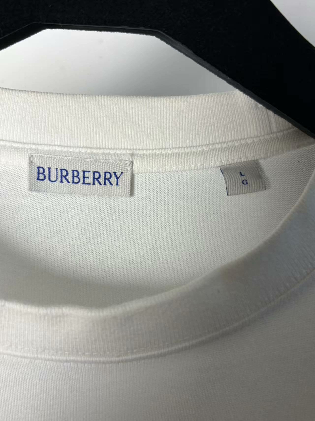 Burberry Burberry White Hoodie l Men Size US L / EU 52-54 / 3 - 4 Thumbnail