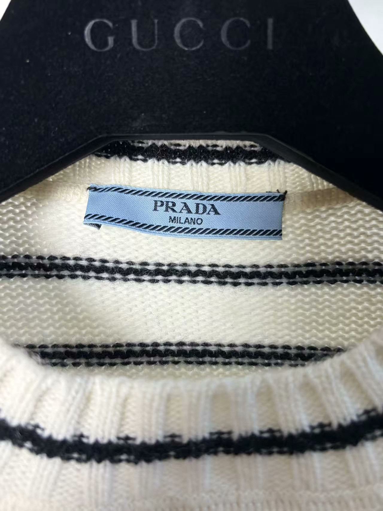 Prada Prada Knit White Sweater M Women Size M / US 6-8 / IT 42-44 - 4 Thumbnail