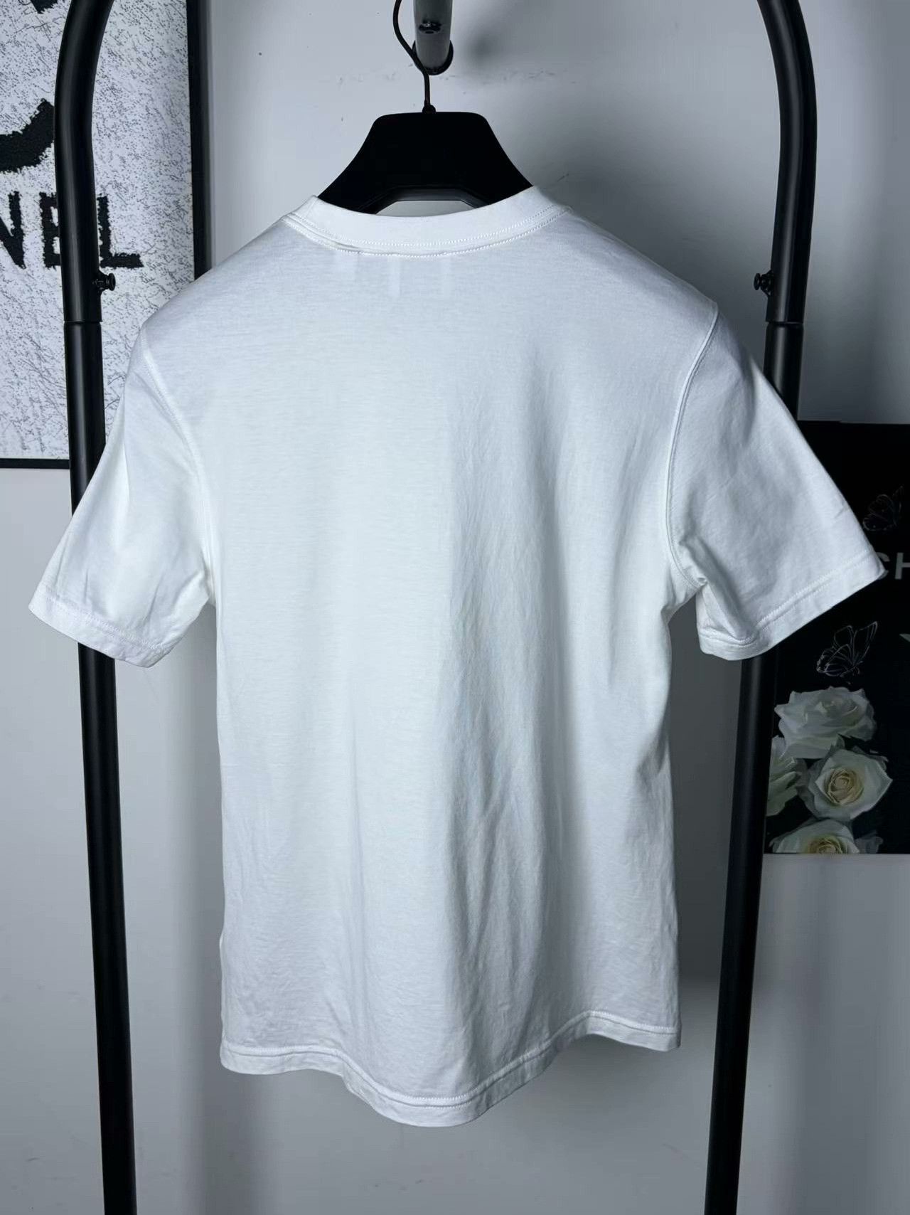 Burberry Burberry Retro White T-Shirt s Men Size US S / EU 44-46 / 1 - 2 Thumbnail