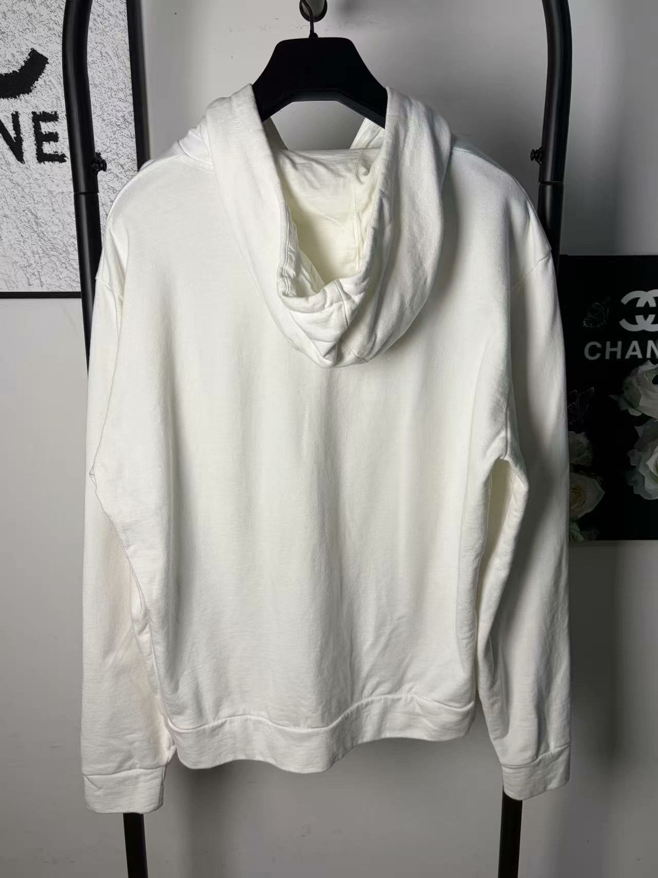 Prada Prada Retro White Hoodie l Men Size US L / EU 52-54 / 3 - 2 Thumbnail