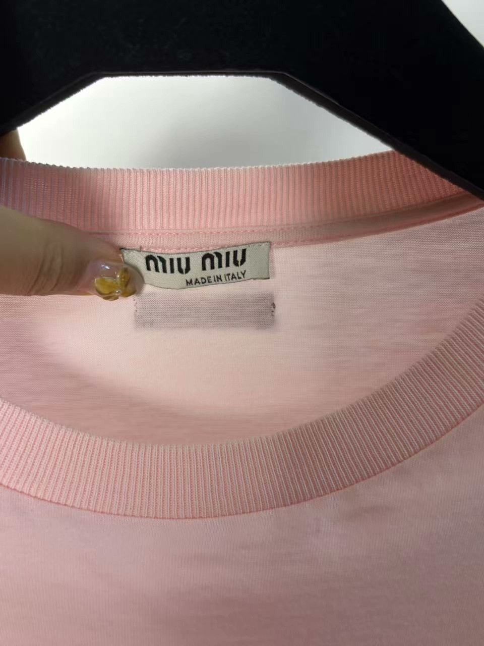 Miu Miu Miu Miu White T-Shirt S Women Size S / US 4 / IT 40 - 4 Thumbnail