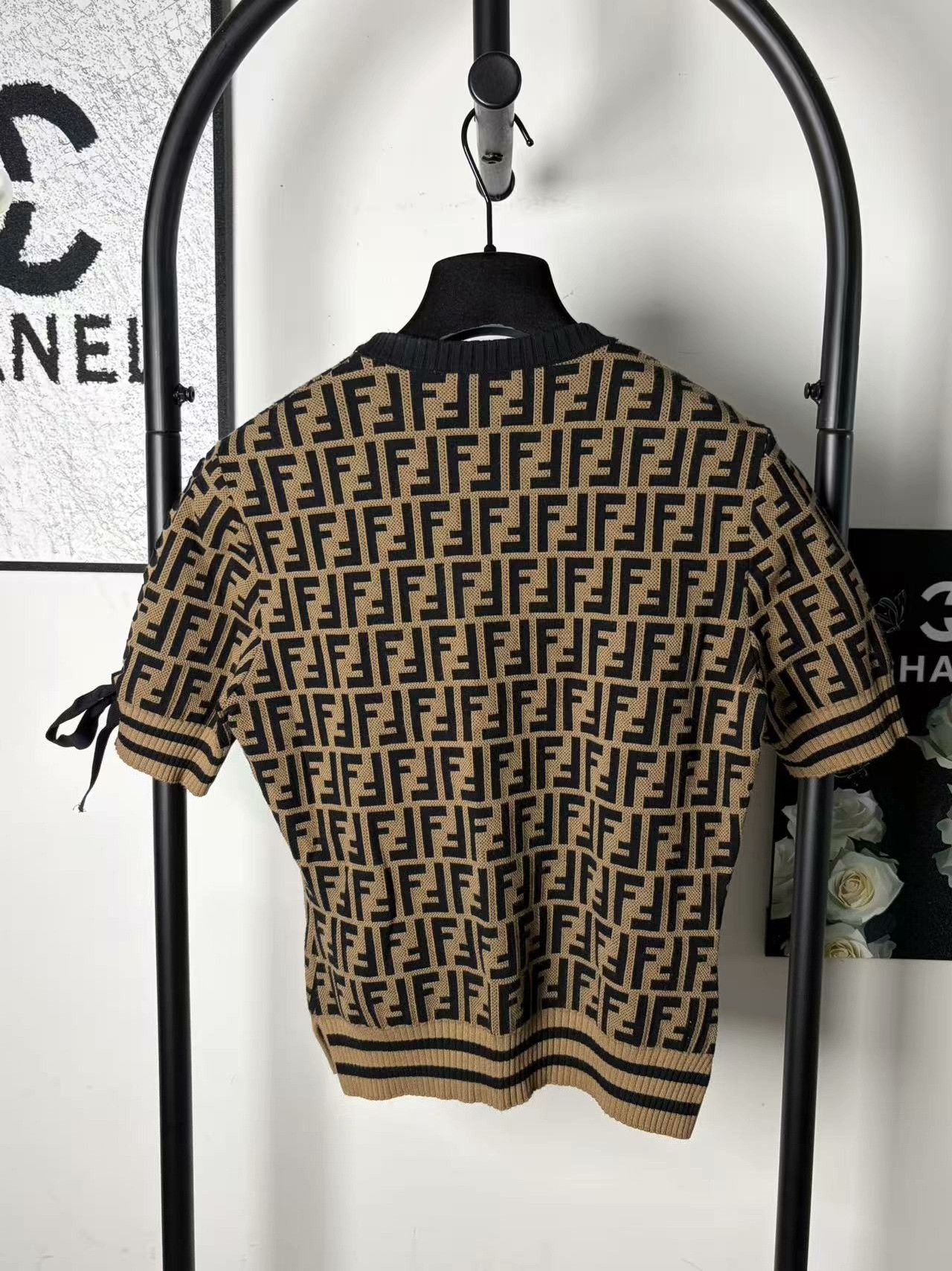 Fendi Fendi Knit White Sweater L Women Size L / US 10 / IT 46 - 2 Thumbnail