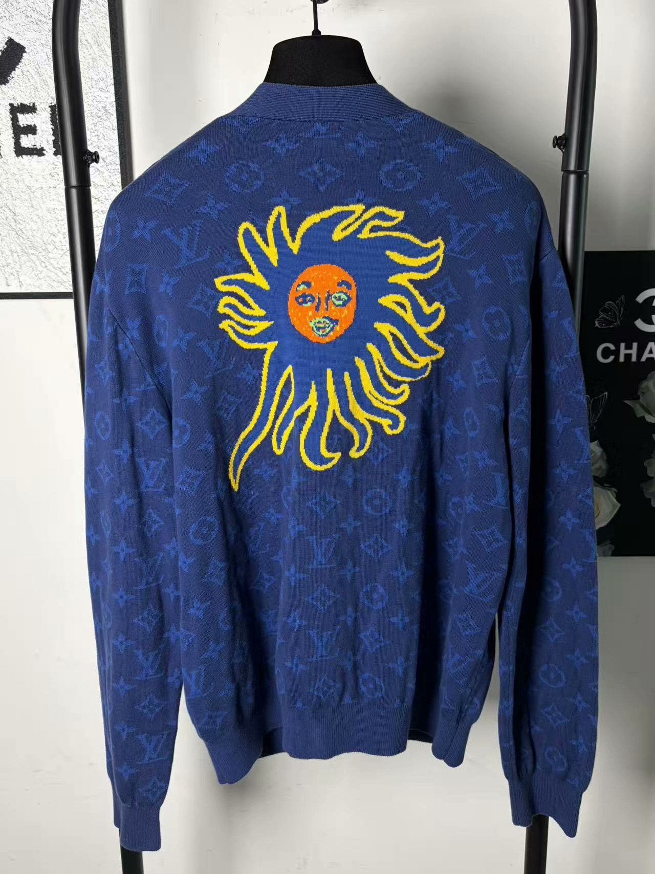 Louis Vuitton Louis Vuitton Collab White Sweater s Men Size US S / EU 44-46 / 1 - 2 Thumbnail