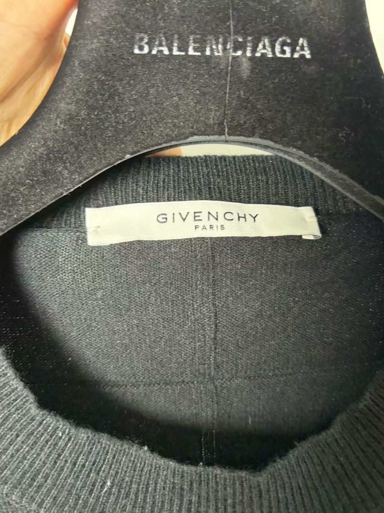 Givenchy Givenchy Knit White Sweater l Men Size US L / EU 52-54 / 3 - 3 Thumbnail