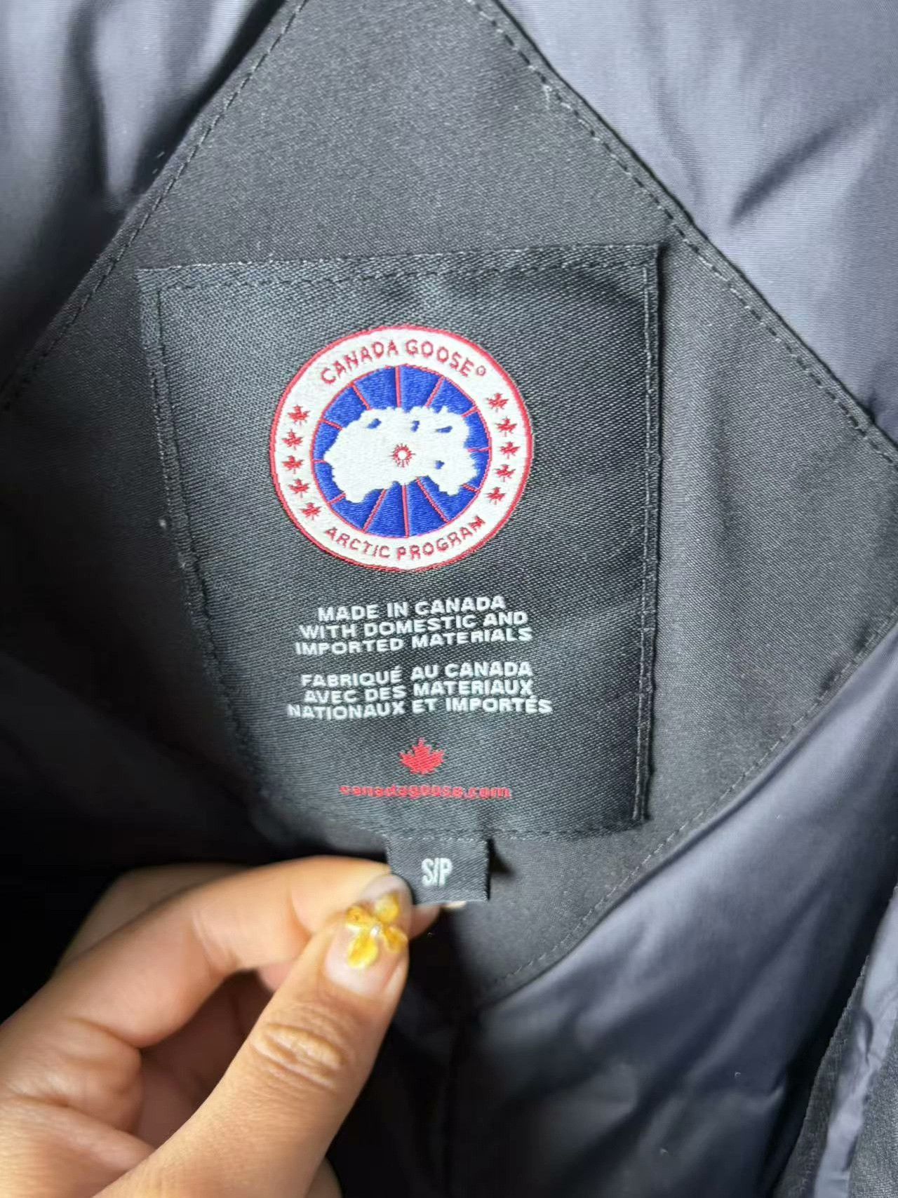 Canada Goose Canada Goose Down White Heavy Coat s Men Size US S / EU 44-46 / 1 - 3 Thumbnail