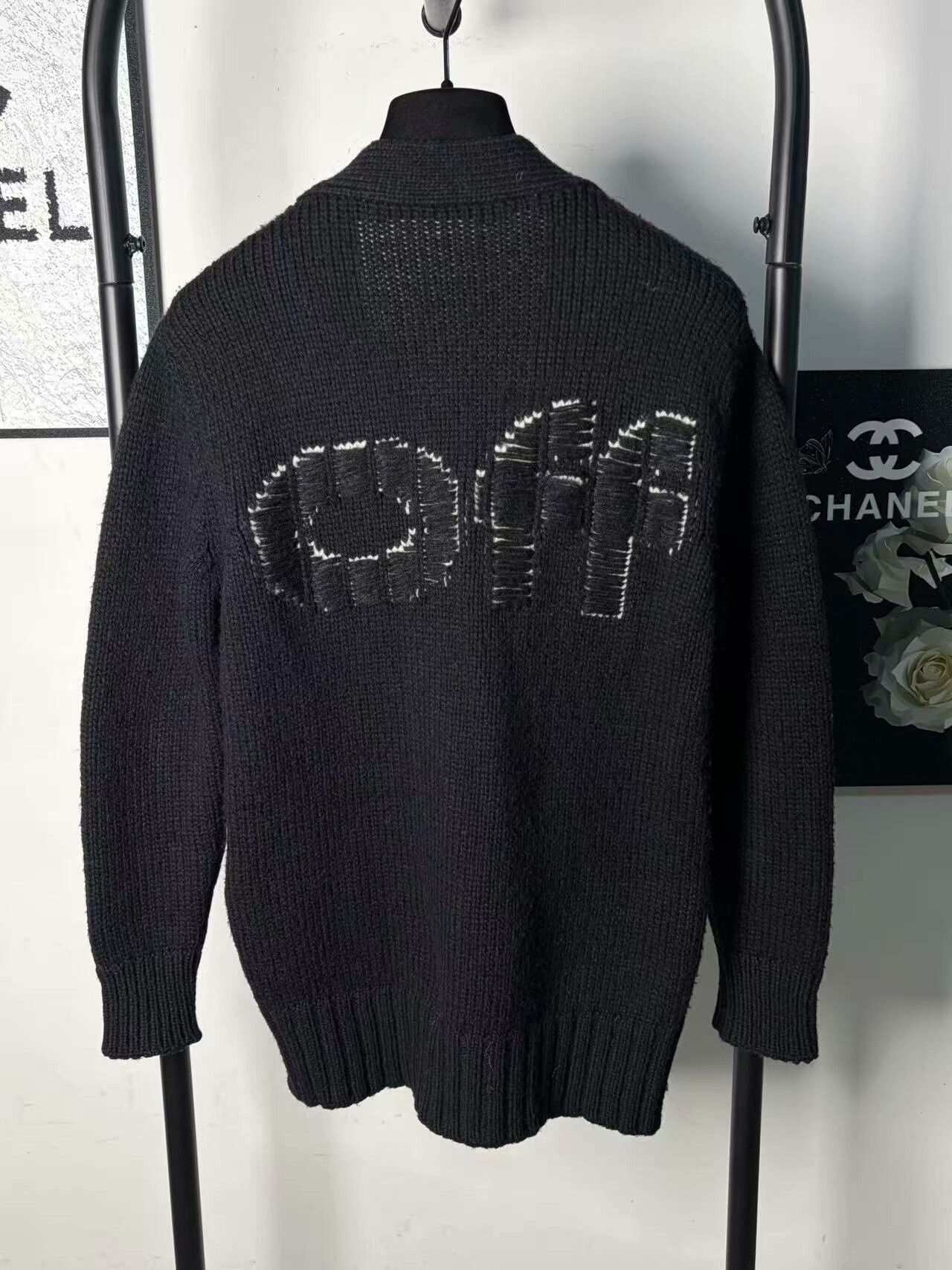 Off-White Off-White Wool White Sweater m Men Size US M / EU 48-50 / 2 - 2 Thumbnail
