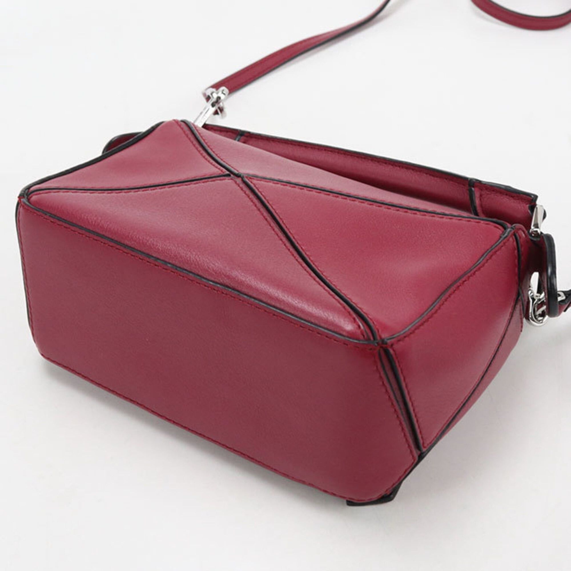 Loewe LOEWE Puzzle Bag Mini 2-Way Handbag for Women, Red Size ONE SIZE - 2 Thumbnail