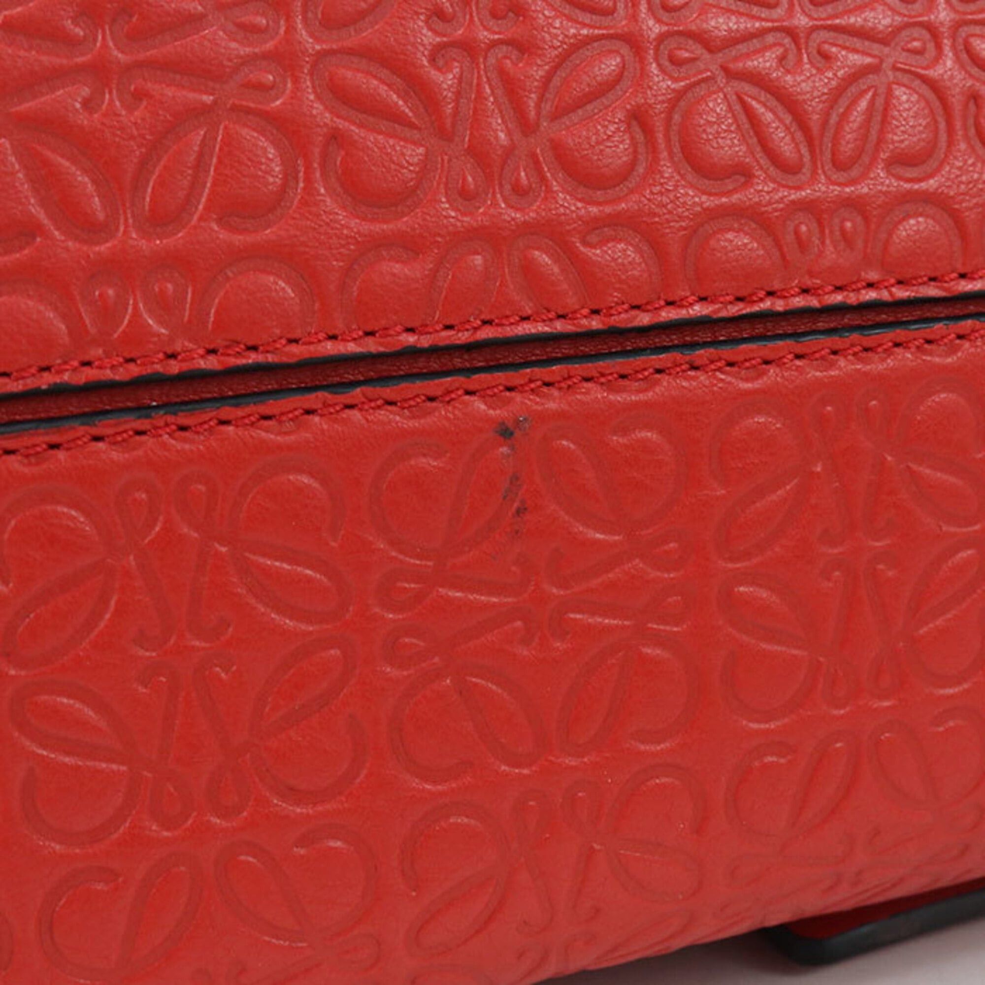 Loewe LOEWE (Loewe) Crossbody Shoulder Bag, Chain Strap, Anagram, Women's, Red Size ONE SIZE - 6 Thumbnail