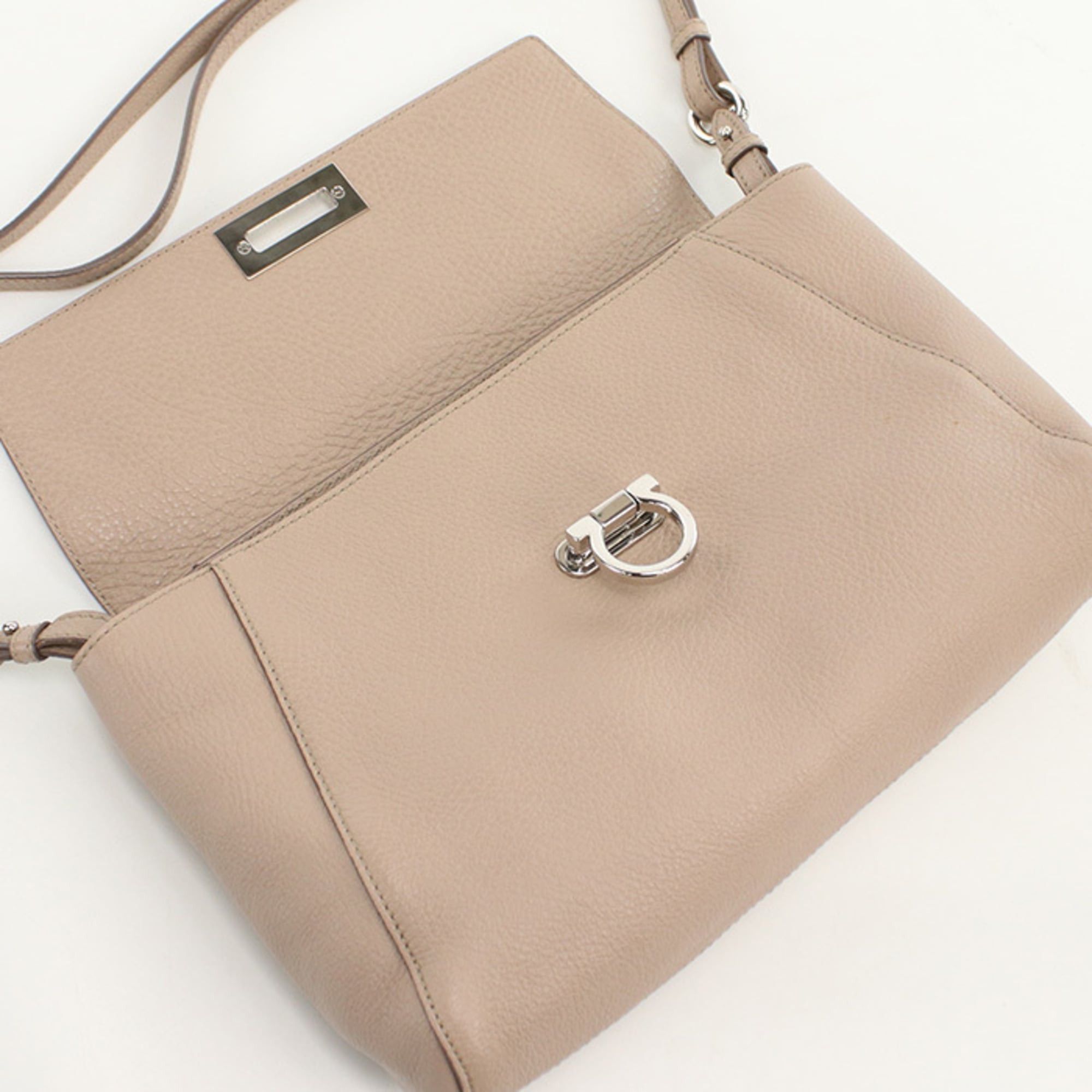 Salvatore Ferragamo Salvatore Ferragamo FERRAGAMO Ferragamo Shoulder Bag 21 D647 Gancini Aby Women's Pink Size ONE SIZE - 8 Thumbnail