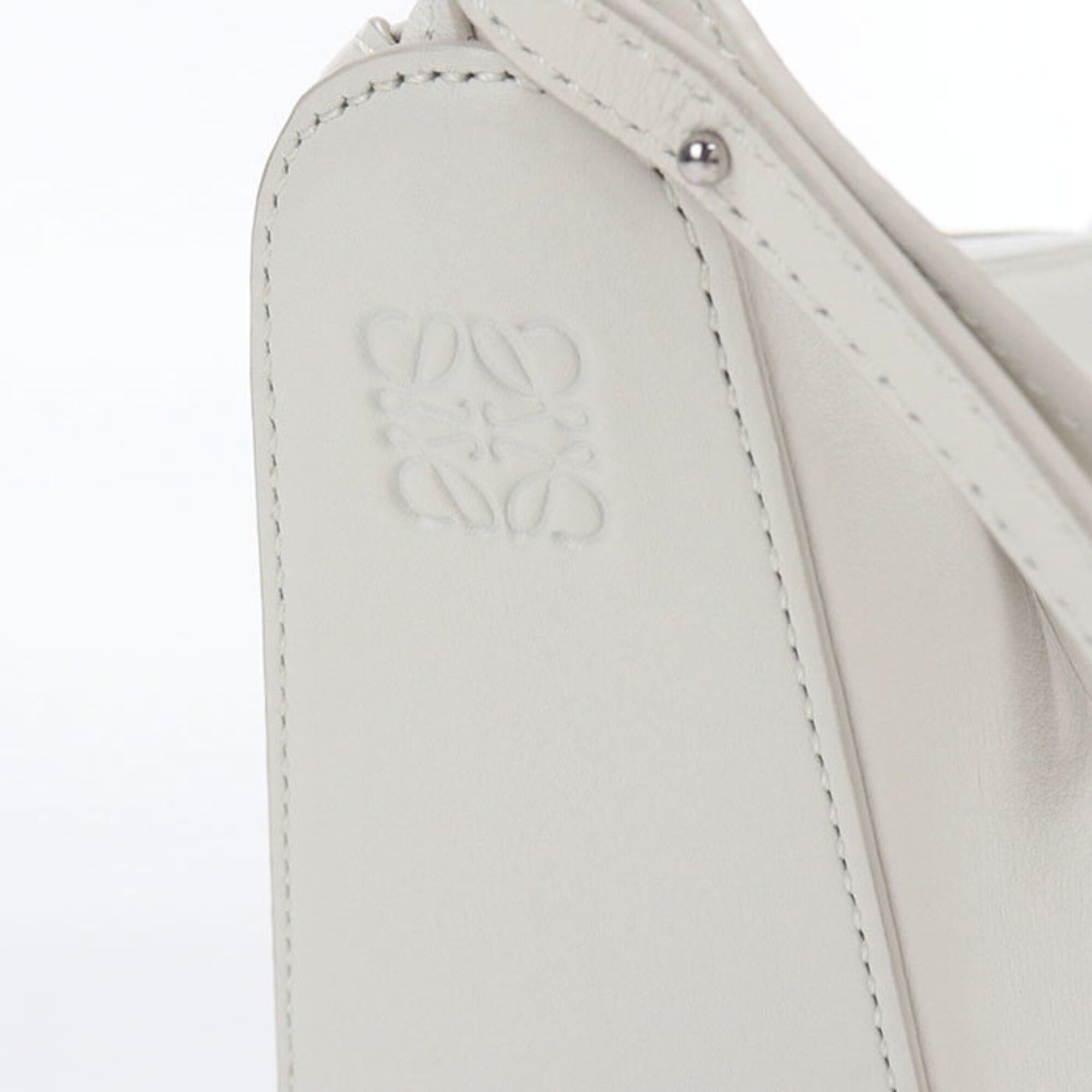 Loewe LOEWE (Loewe) Shoulder Bag, Hobo Bag Mini, 2-Way, Hammock, Women's, White Size ONE SIZE - 4 Thumbnail