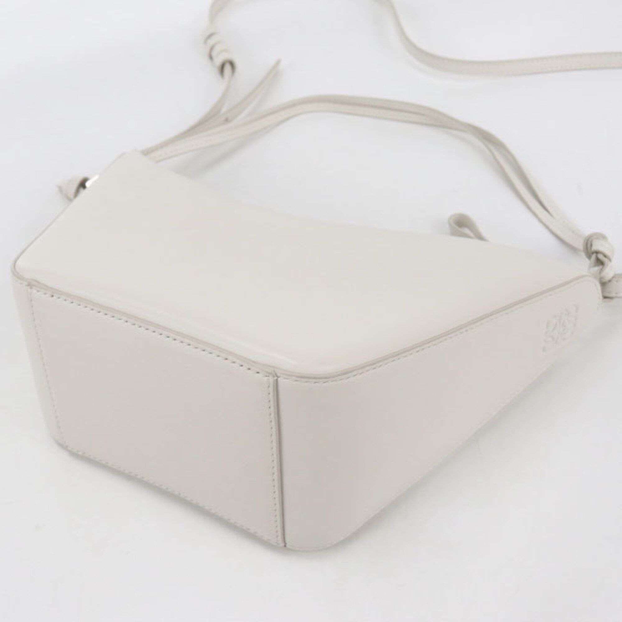 Loewe LOEWE (Loewe) Shoulder Bag, Hobo Bag Mini, 2-Way, Hammock, Women's, White Size ONE SIZE - 2 Thumbnail