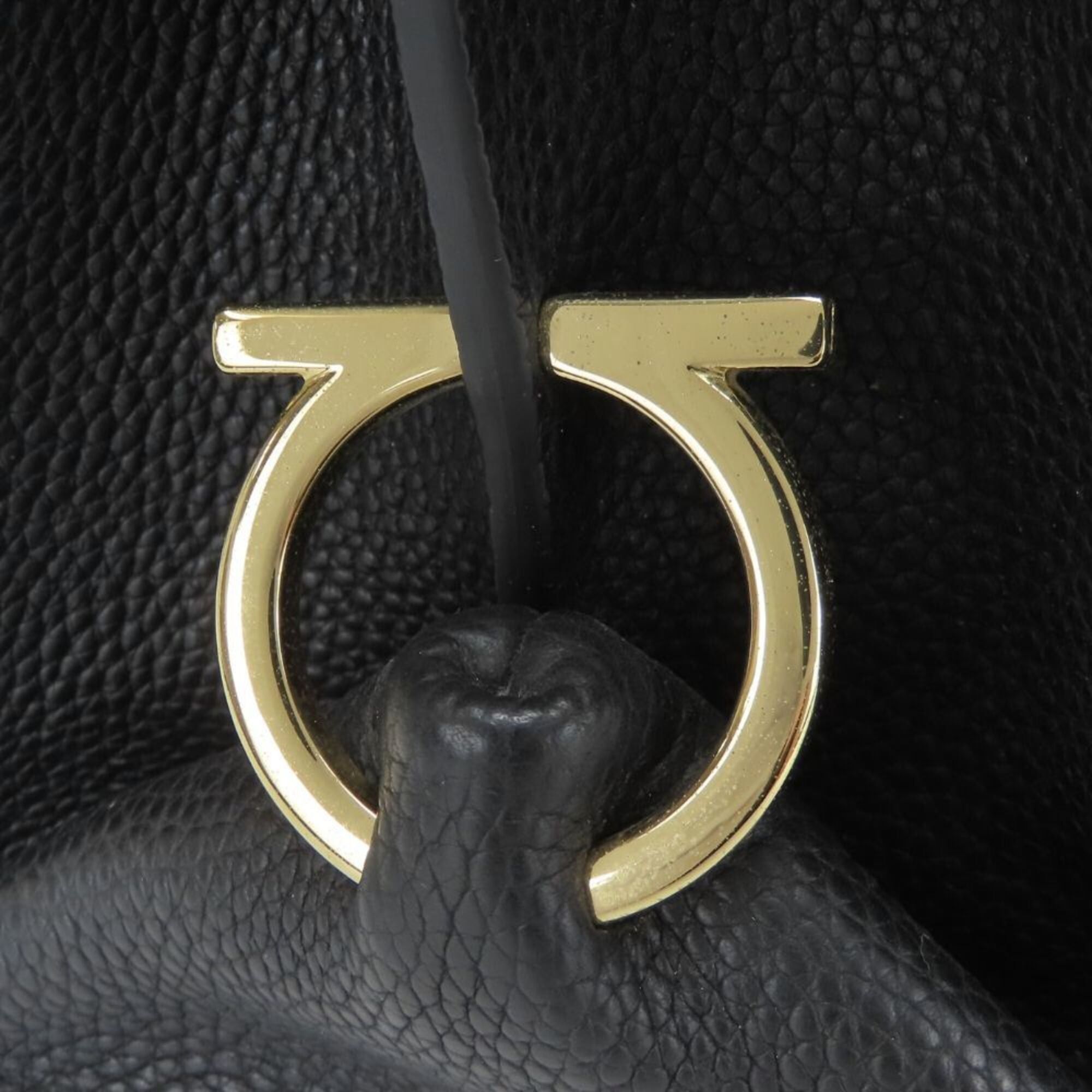 Salvatore Ferragamo Salvatore Ferragamo Gancini Handbag DH-21 F293 Leather Black Gold Hardware Shoulder Bag LOTTY Women's Size ONE SIZE - 9 Thumbnail