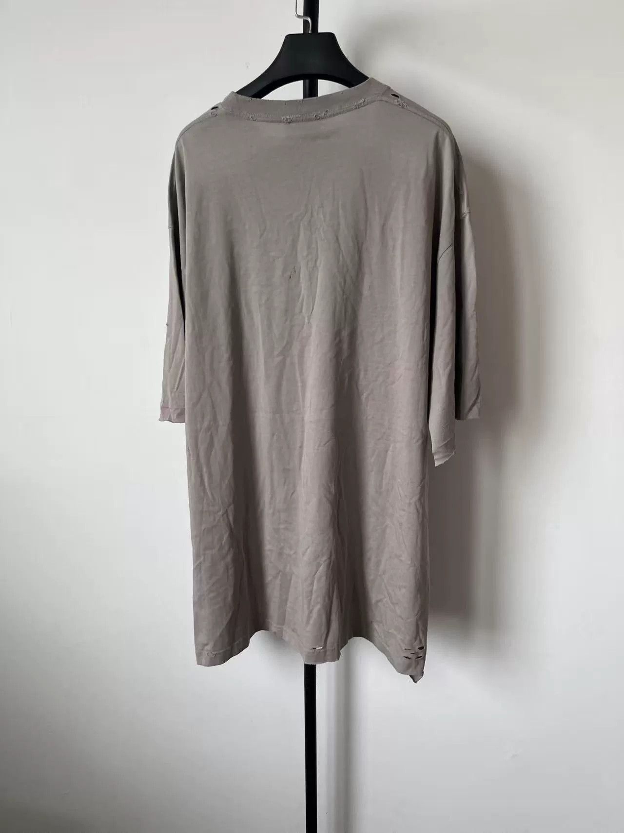 Balenciaga Balenciaga Mosaic Blur Logo Oversized T-shirt Size US L / EU 52-54 / 3 - 2 Thumbnail