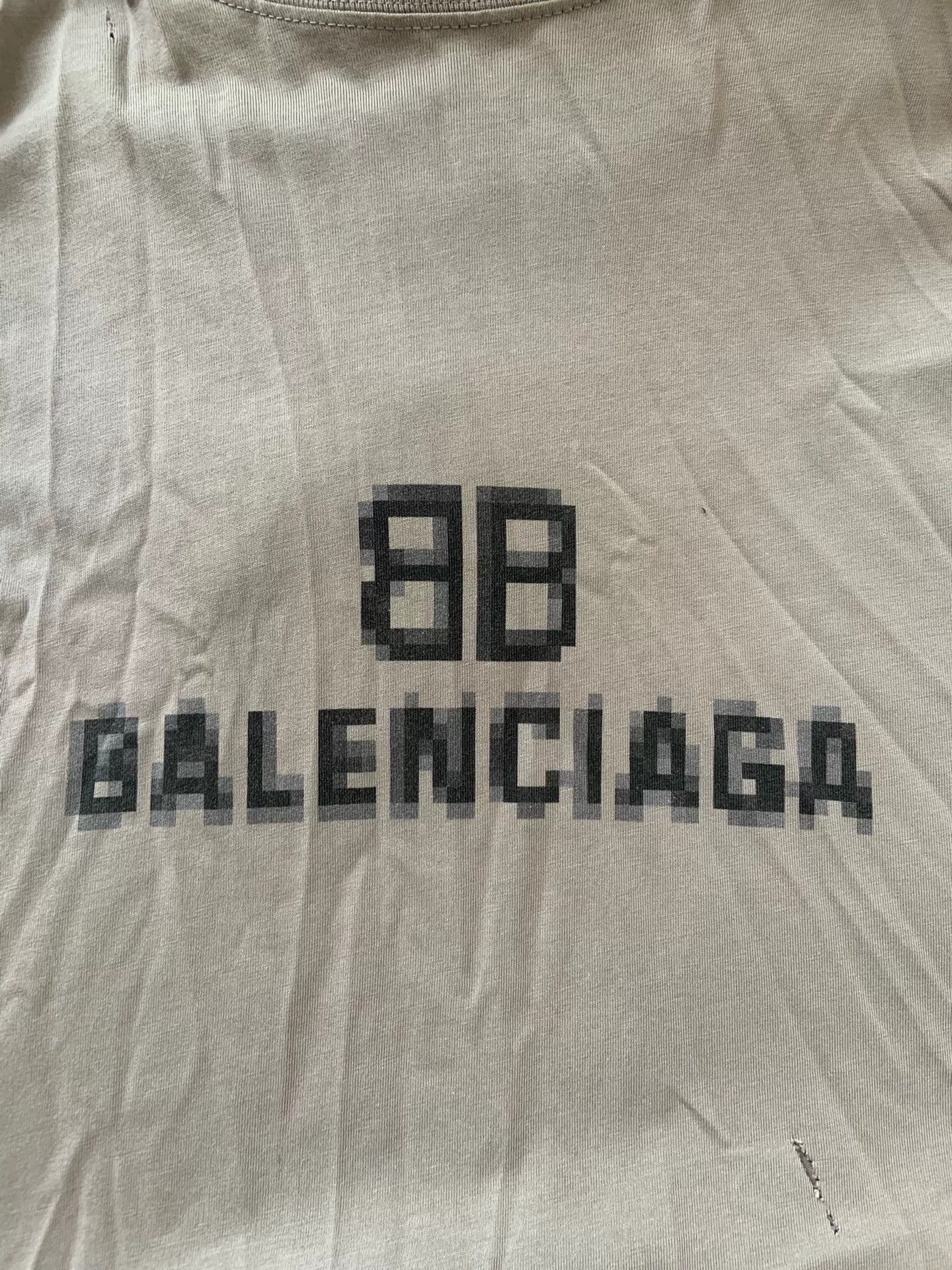 Balenciaga Balenciaga Oversized Distressed Logo T-shirt Size US S / EU 44-46 / 1 - 3 Thumbnail