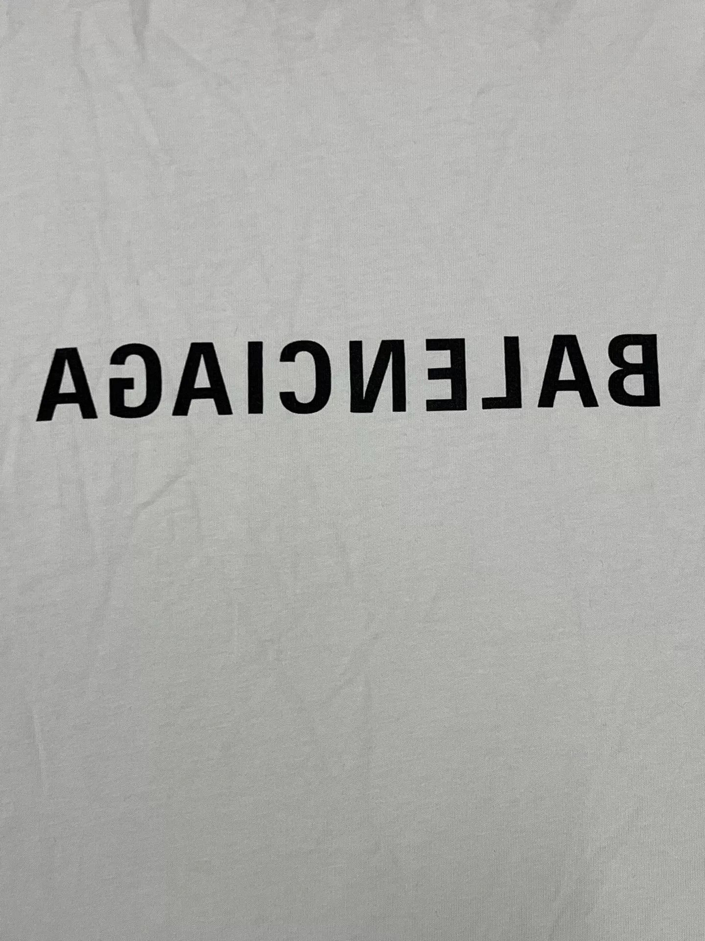Balenciaga Balenciaga Mirror Logo Short-Sleeve T-Shirt Size US L / EU 52-54 / 3 - 3 Thumbnail