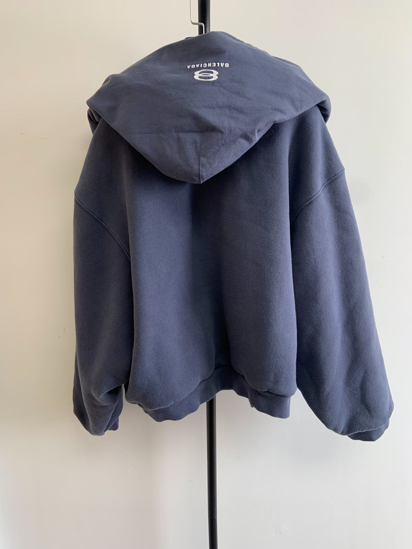 Balenciaga Balenciaga Logo Print Hooded Pullover Size XXS / US 00 / IT 34 - 2 Thumbnail