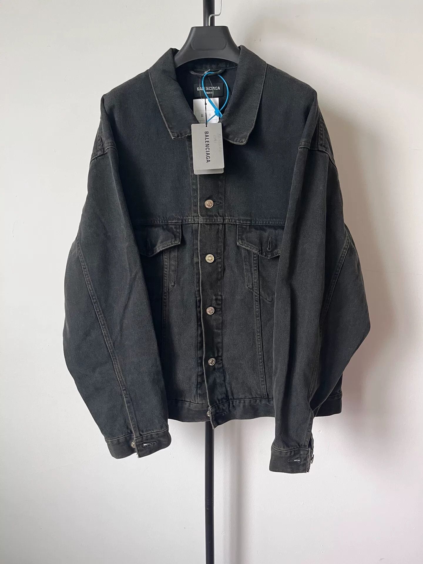 Balenciaga Balenciaga Men's Black Graffiti Denim Jacket Size US XS / EU 42 / 0 - 2 Thumbnail