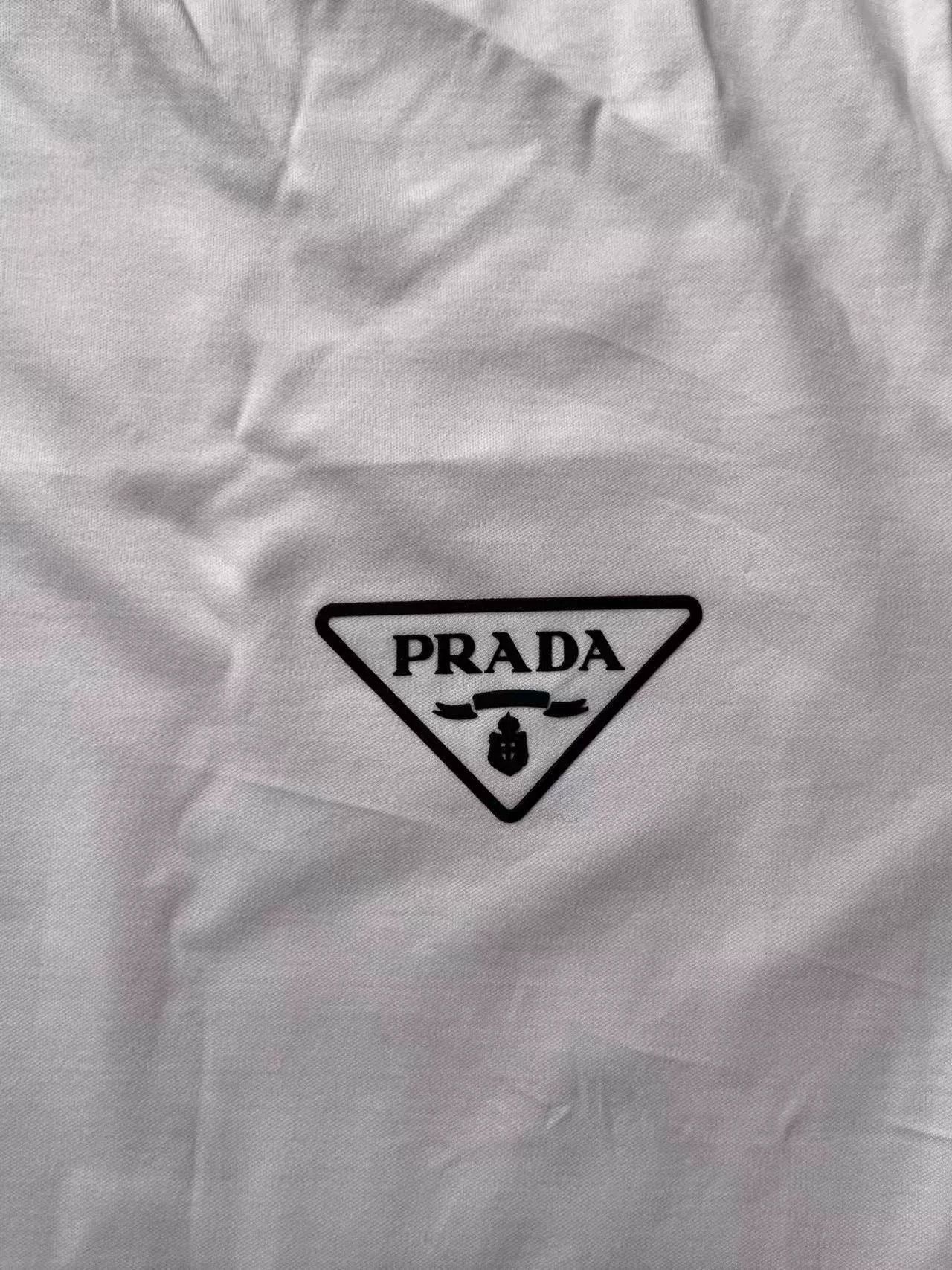 Prada PRADA Men's Short Sleeve Logo Print T-Shirt Size US XXL / EU 58 / 5 - 3 Thumbnail