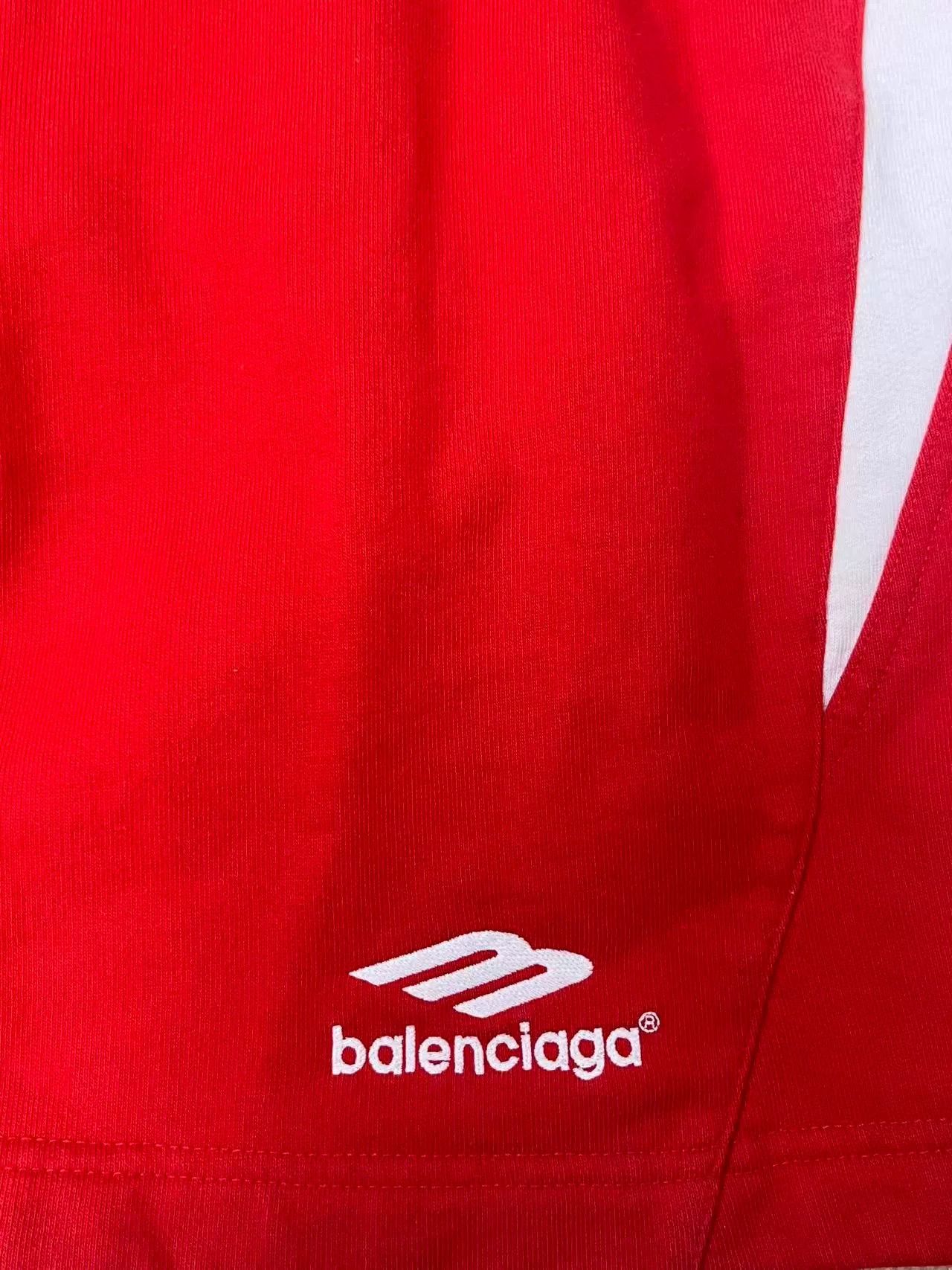 Balenciaga Balenciaga Men's Red Casual Shorts Size US 34 / EU 50 - 3 Thumbnail