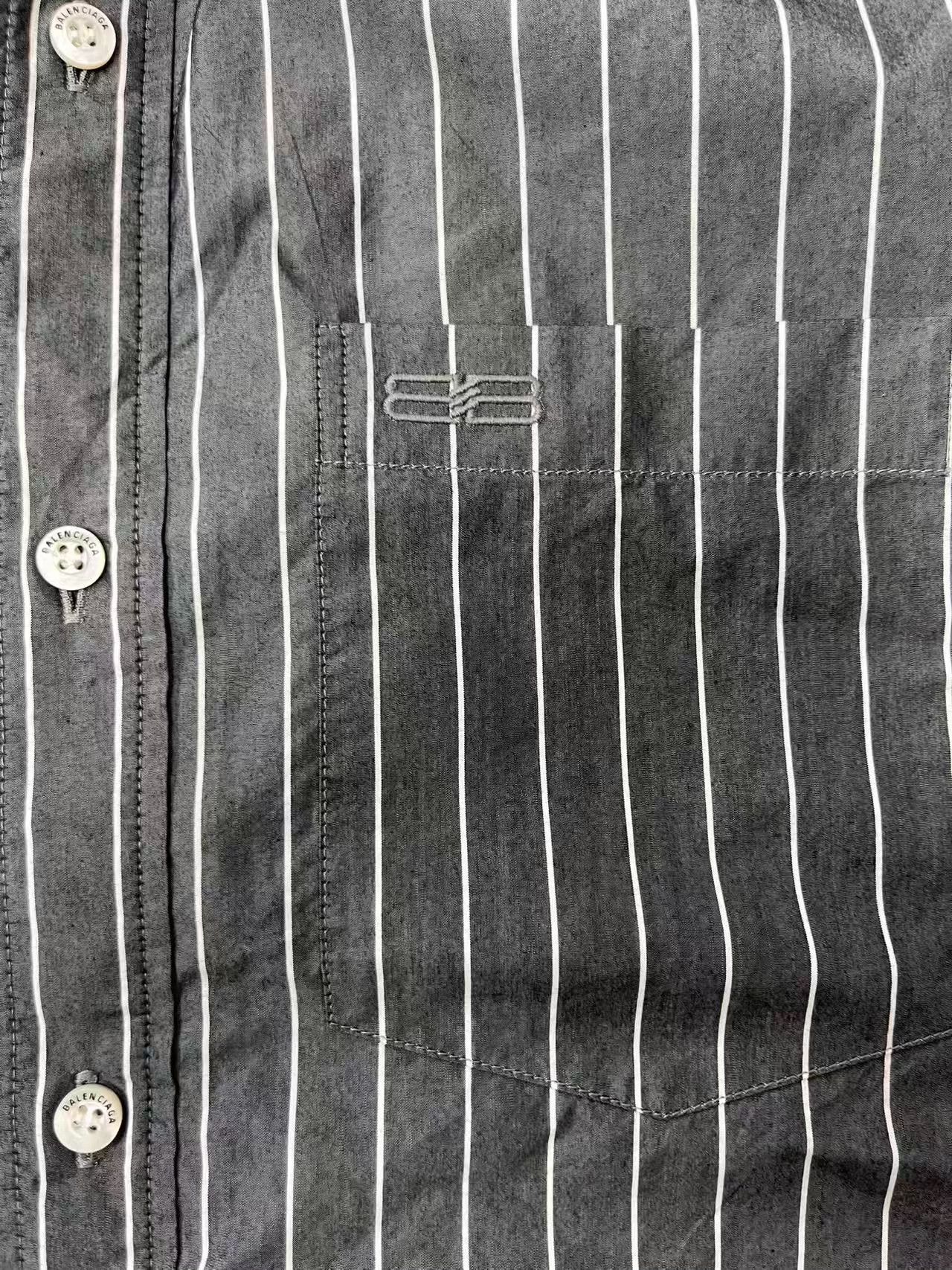Balenciaga Balenciaga Men's Striped Button Long-Sleeve Shirt Size US M / EU 48-50 / 2 - 3 Thumbnail