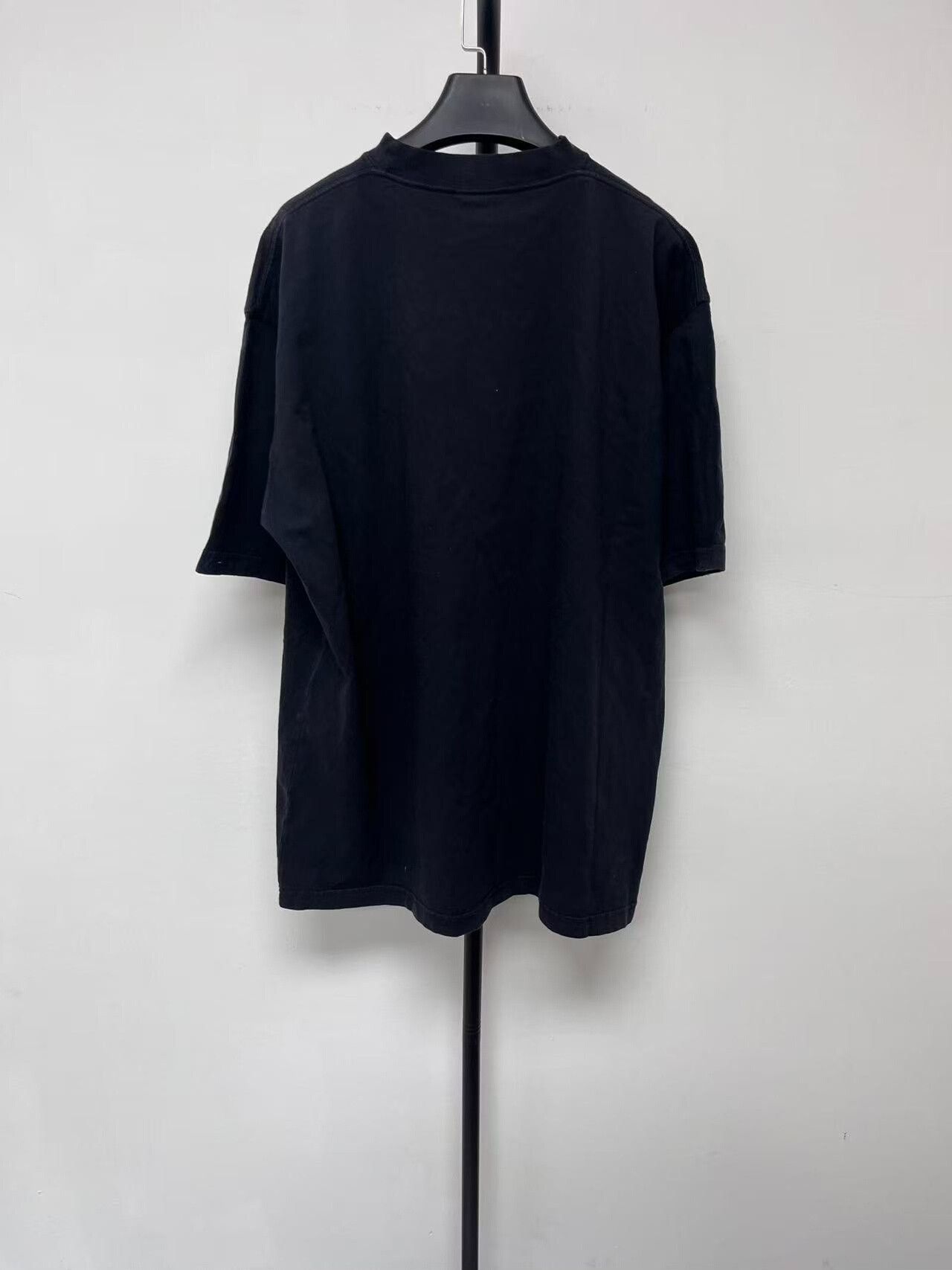 Balenciaga Balenciaga Washed Faded Letter Print T-Shirt Size US M / EU 48-50 / 2 - 2 Thumbnail